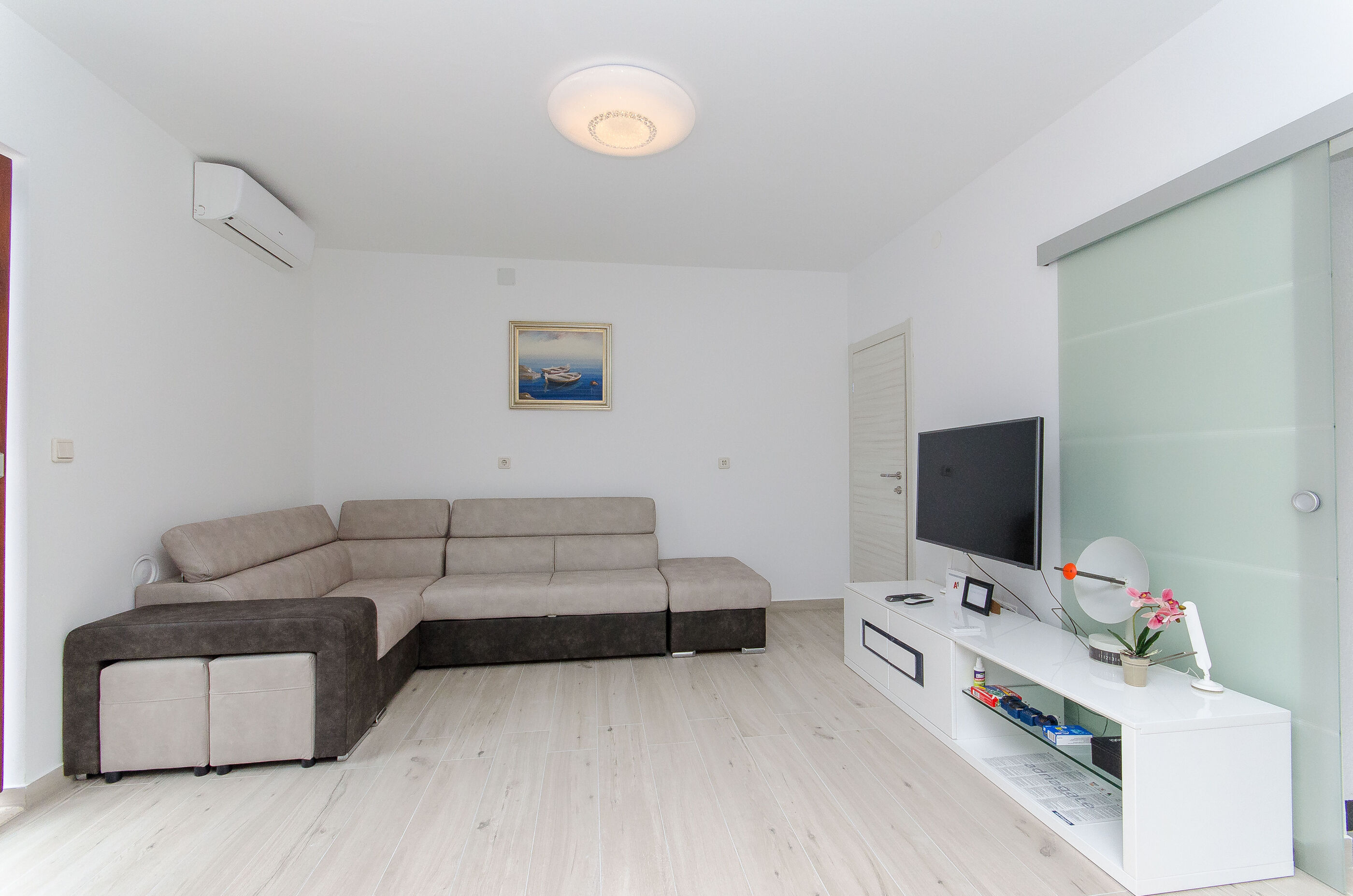 Apartment Ana with private pool 77621-A1