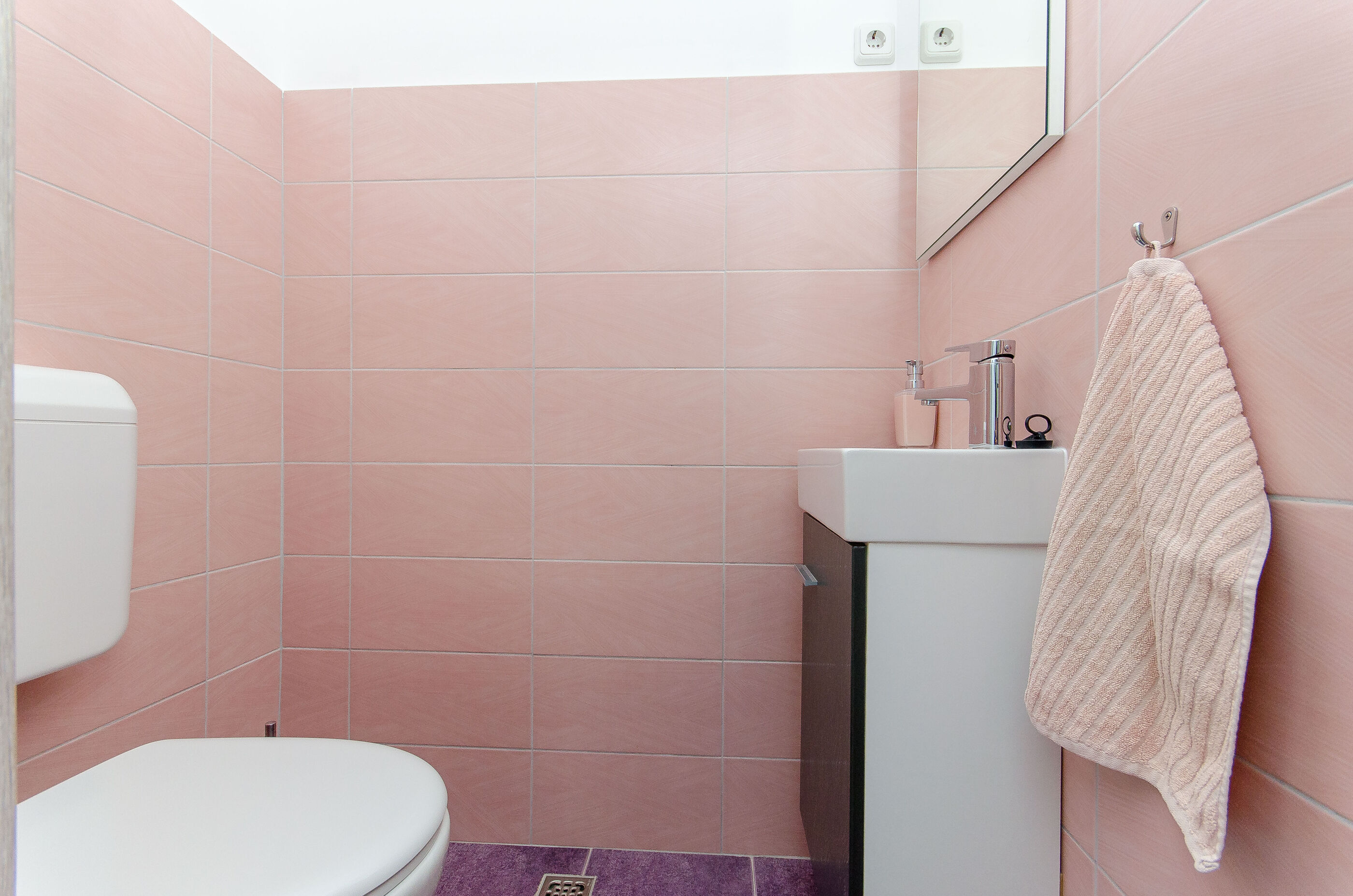 Apartment Ana with private pool 77621-A1