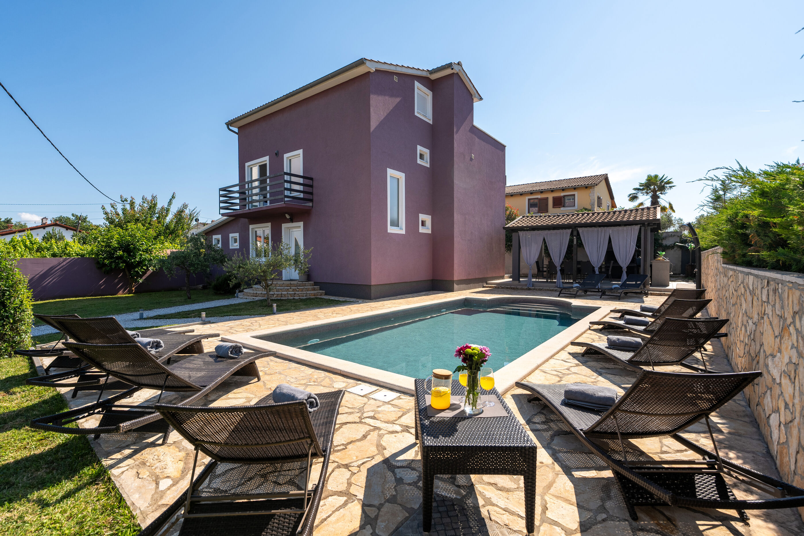 House Casa Viola 94907-K1