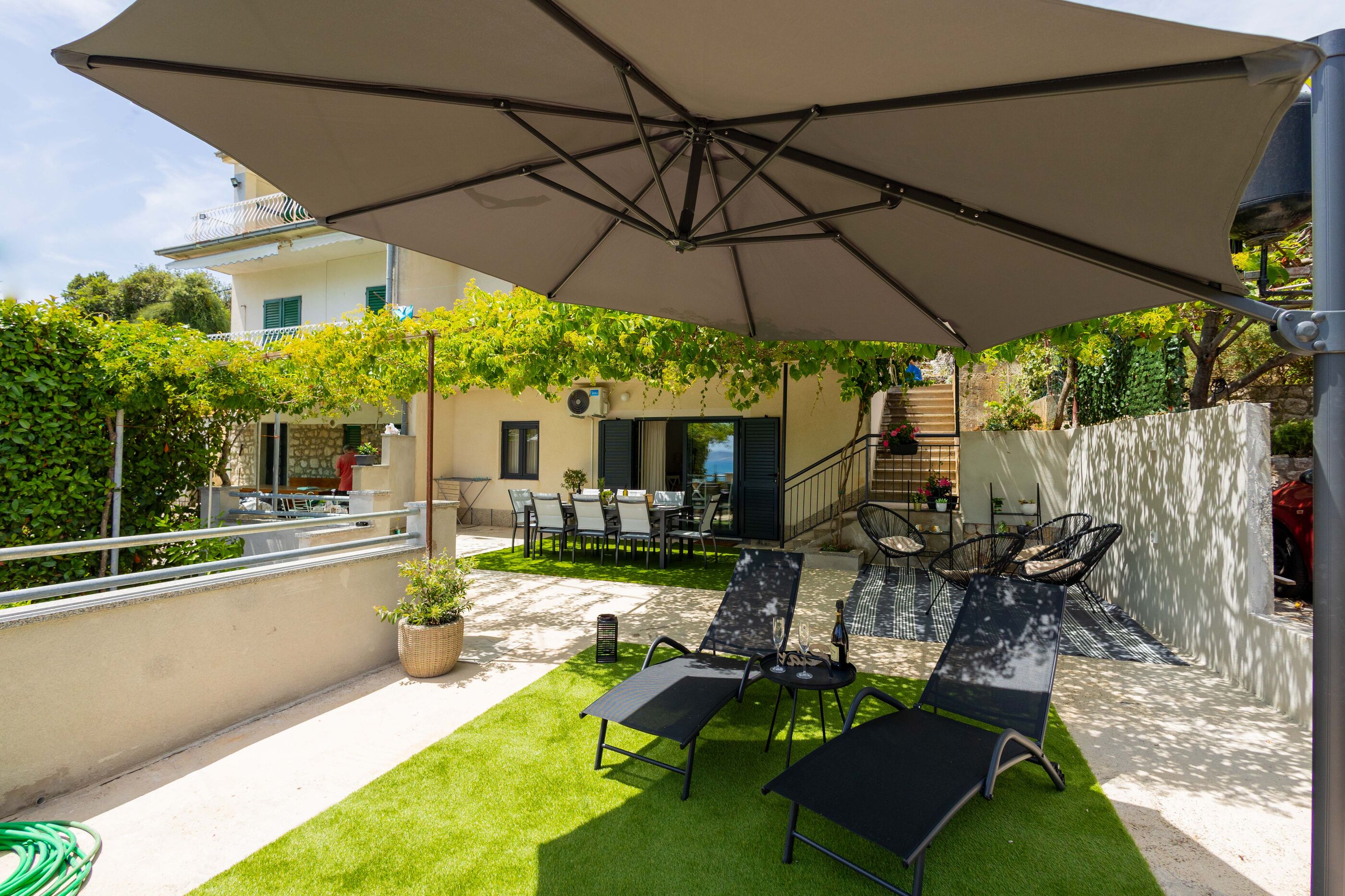 Photo of House Ivana