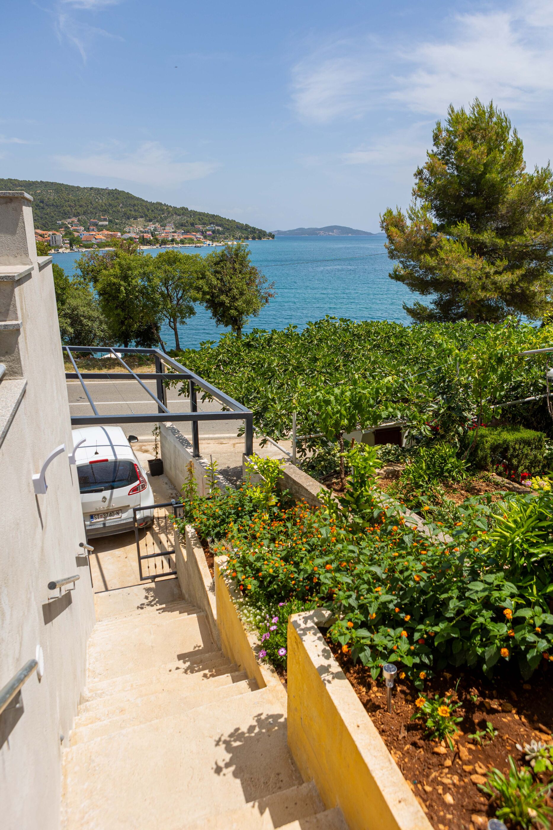 Photo of House Ivana