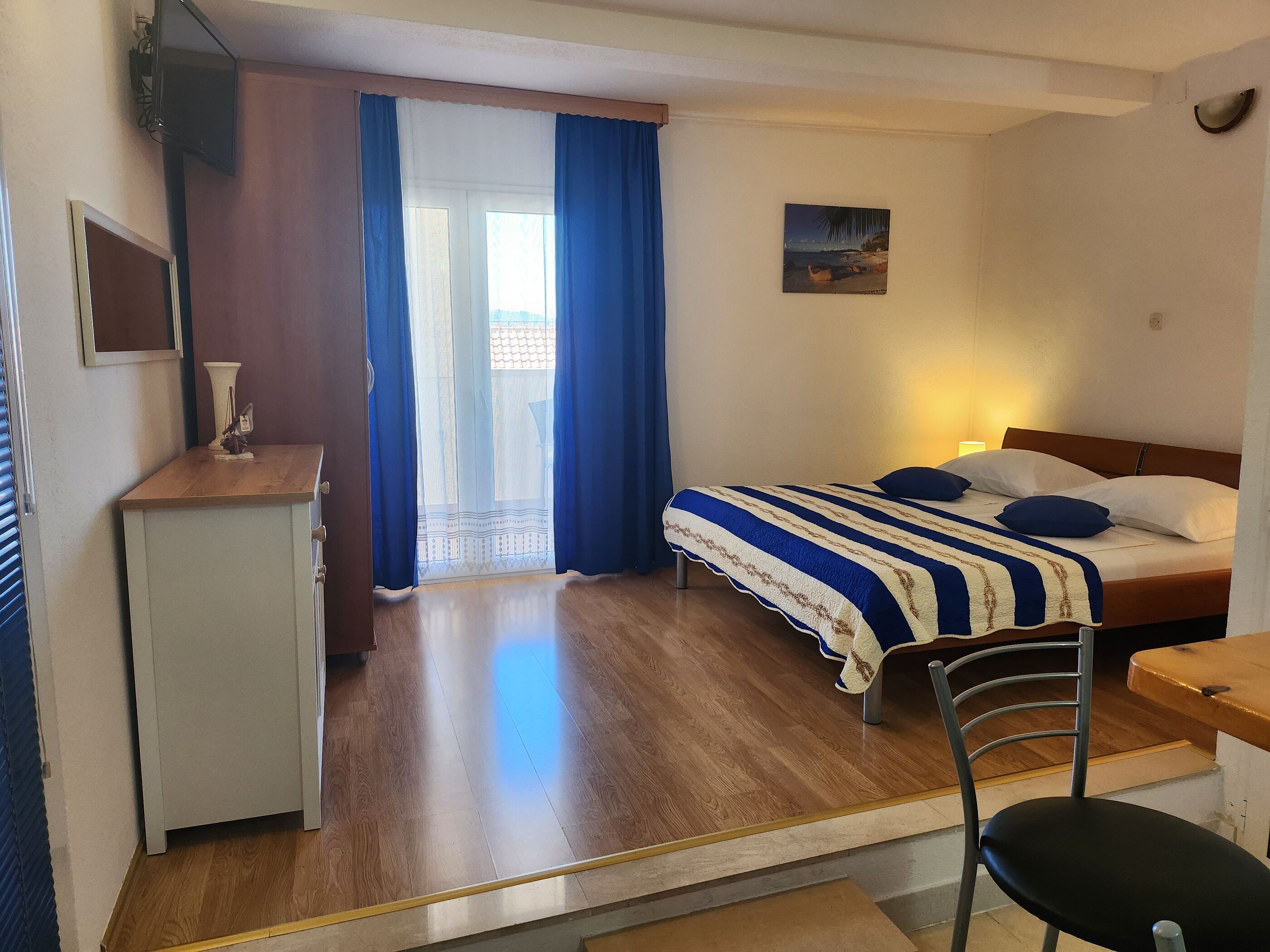 Apartments and Room Napoli 43631-A1