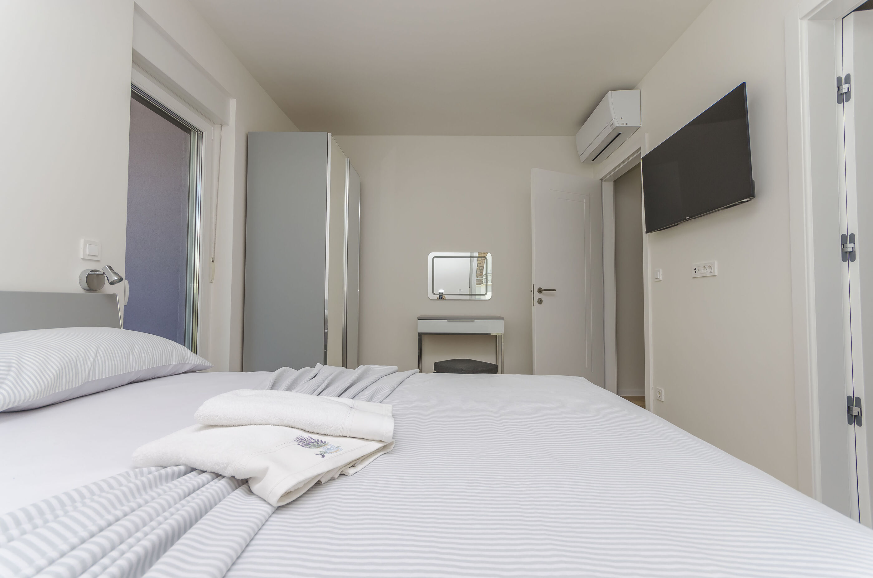 Apartments Adriatic 104281-A1