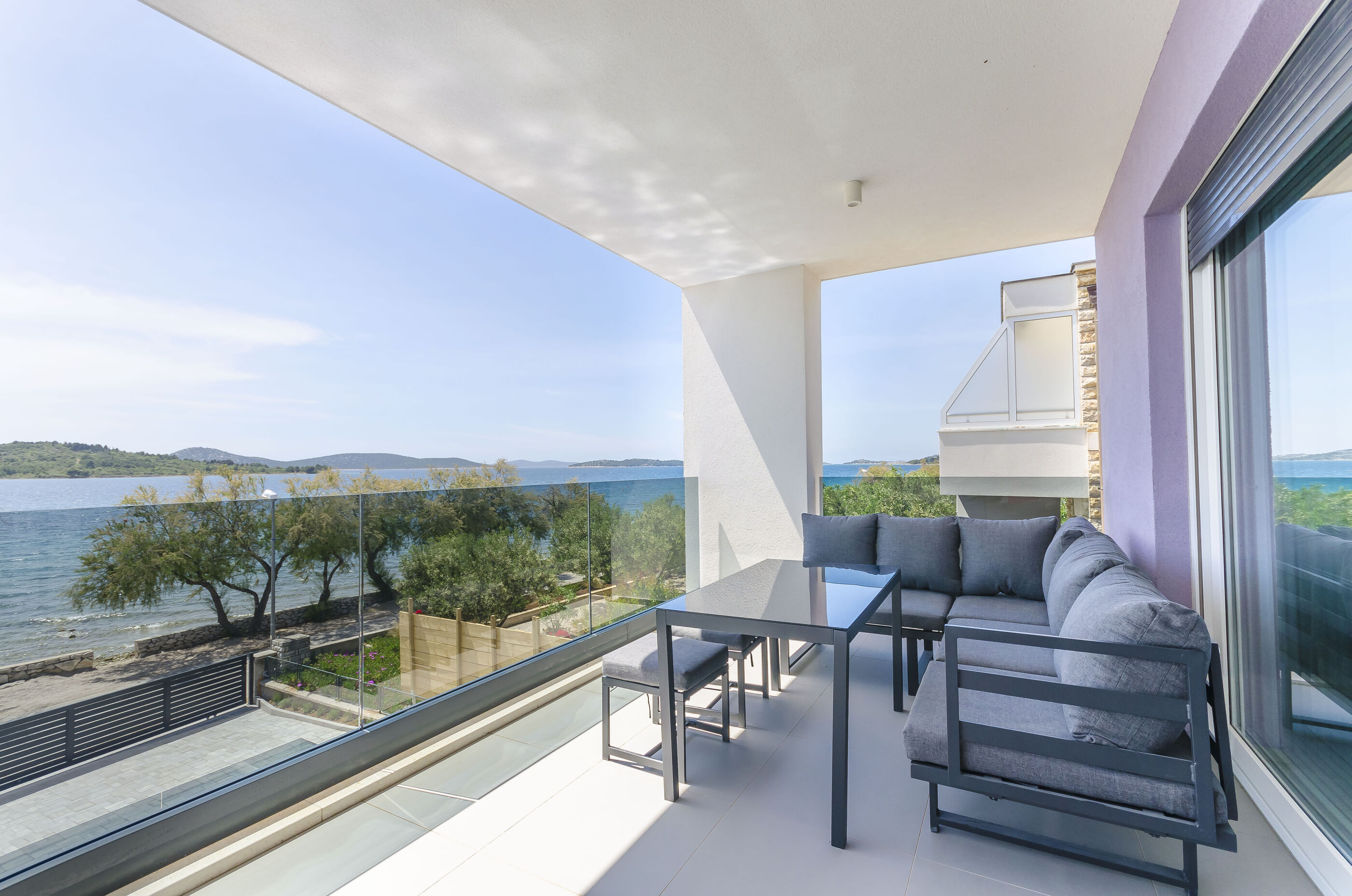 Apartments Adriatic 104281-A1