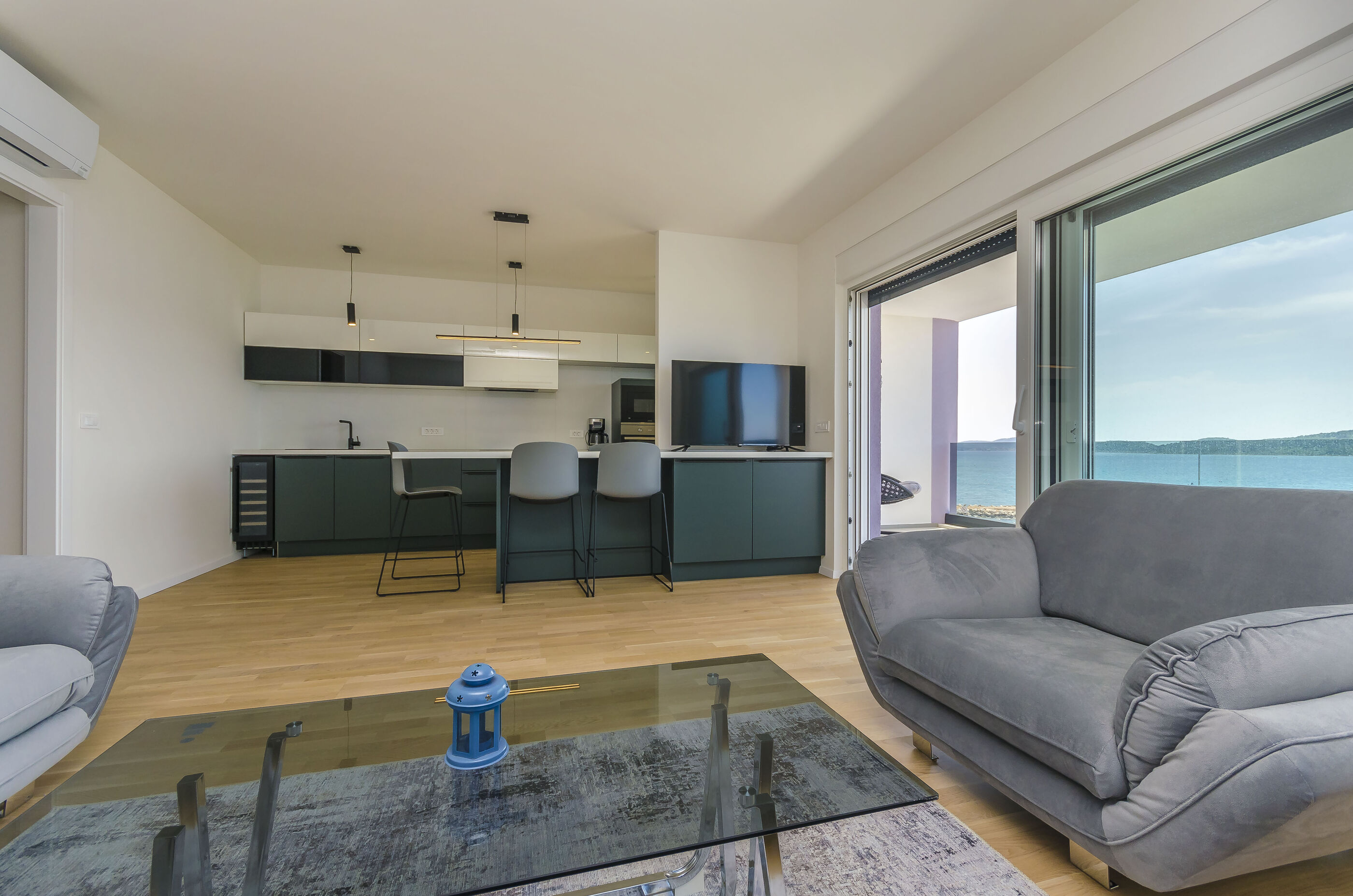 Apartments Adriatic 104281-A2