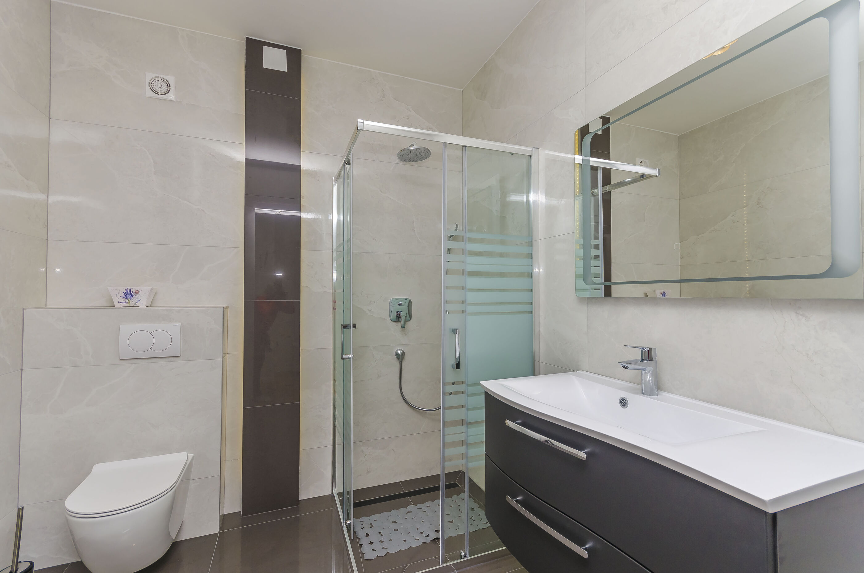 Apartments Adriatic 104281-A2