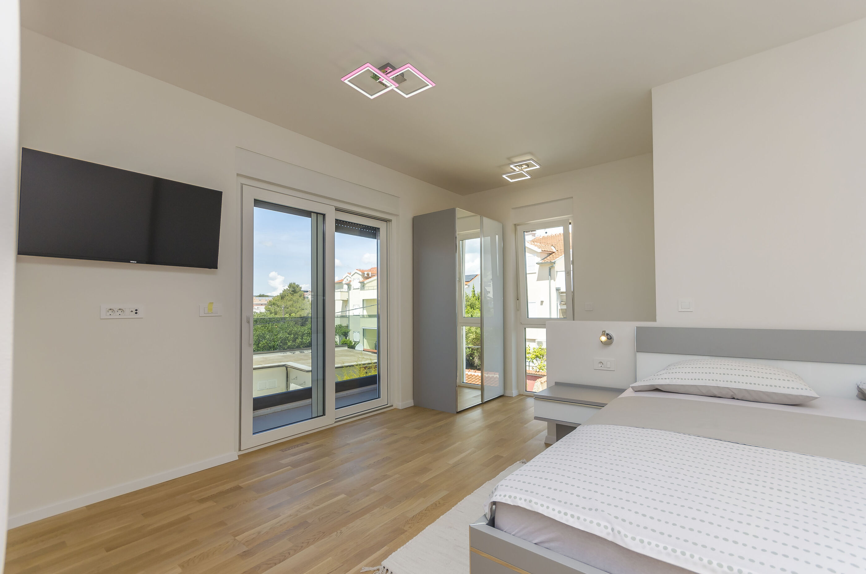 Apartments Adriatic 104281-A2