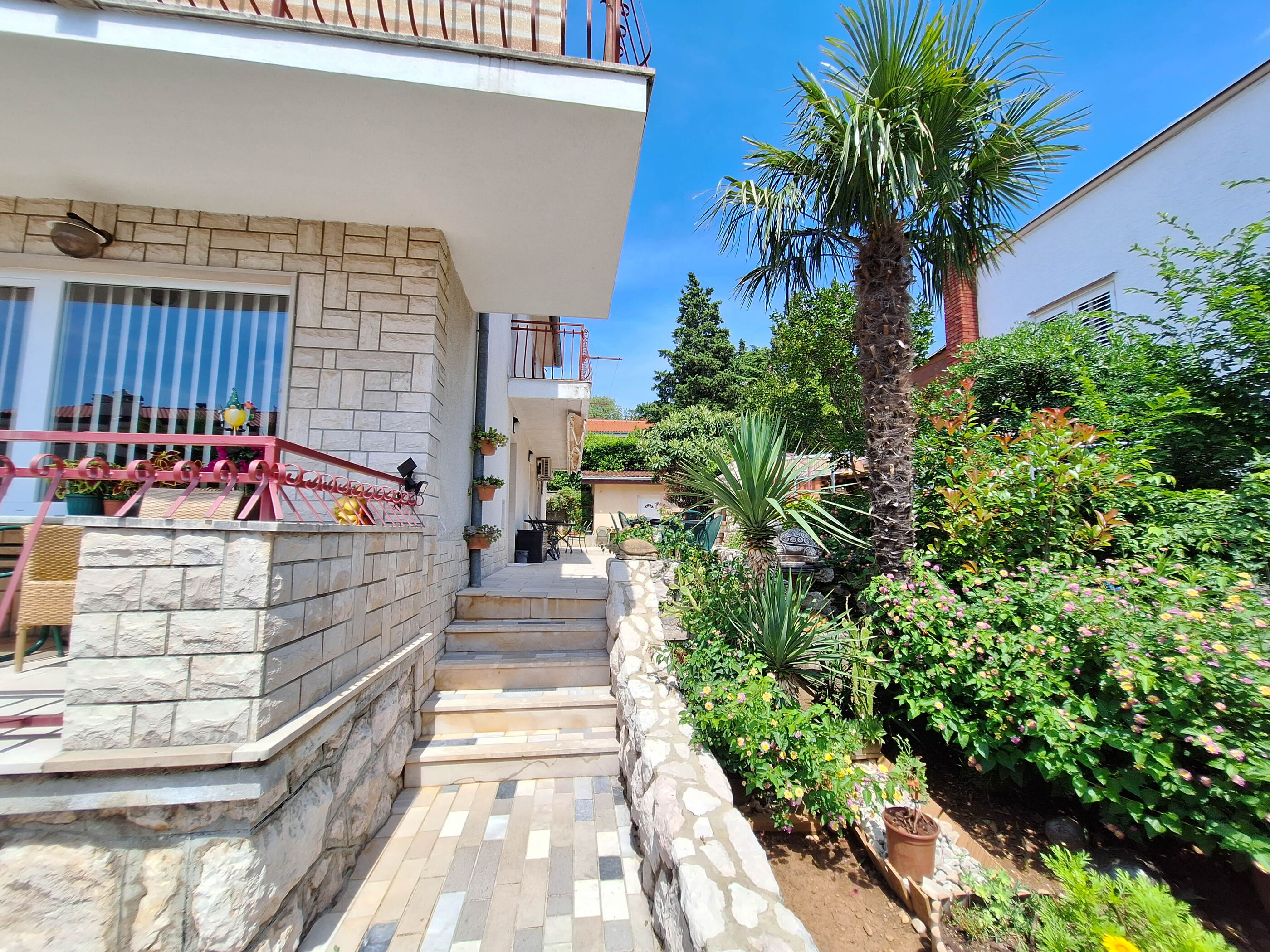 Apartments Tortuga 82451-A1