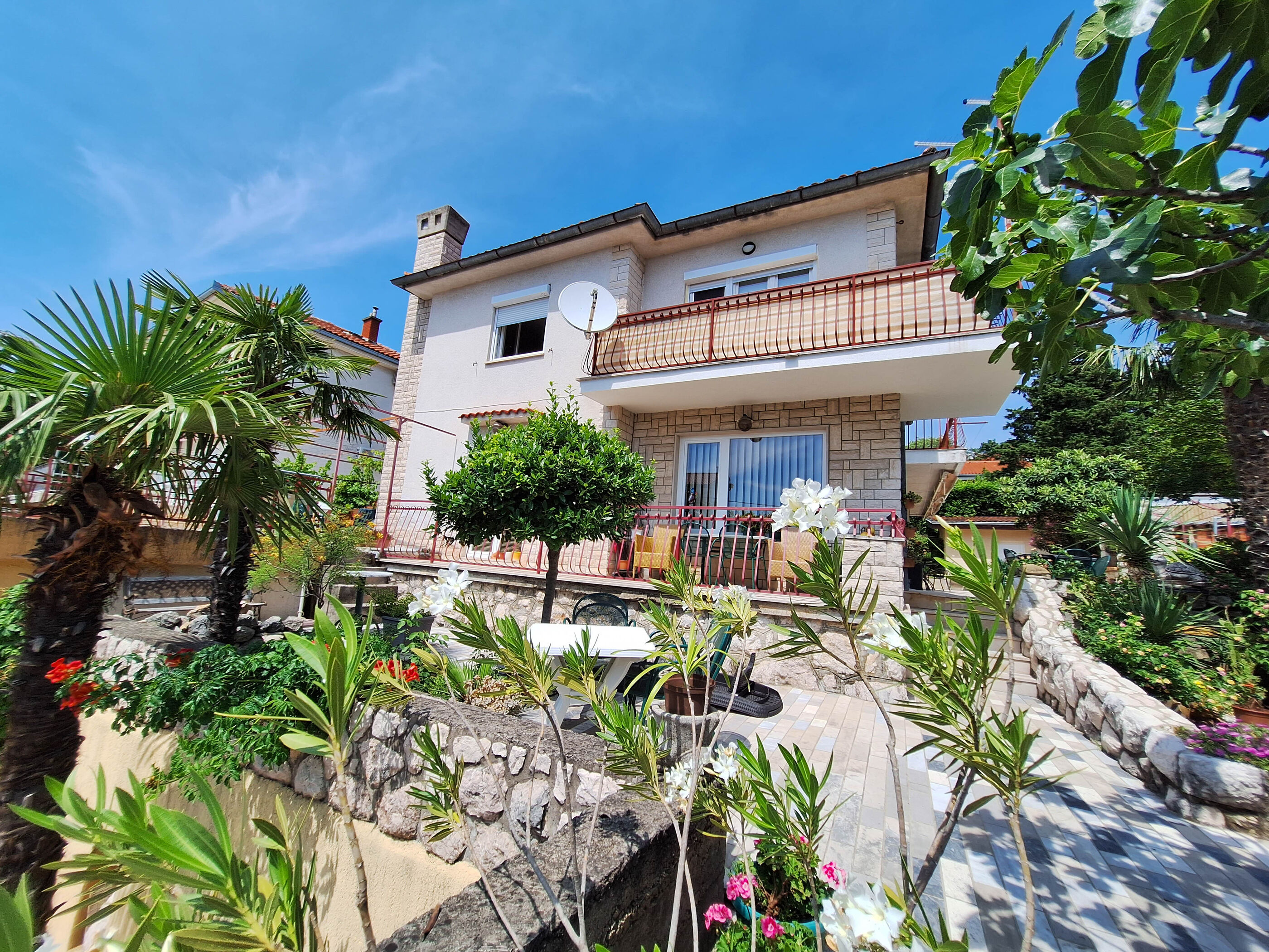 Apartments Tortuga 82451-A1