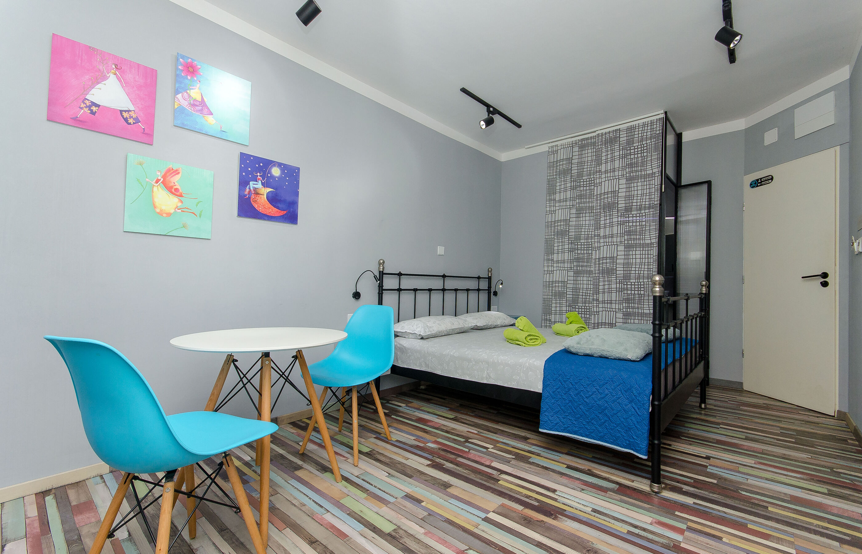 Rooms Chic 99041-S4