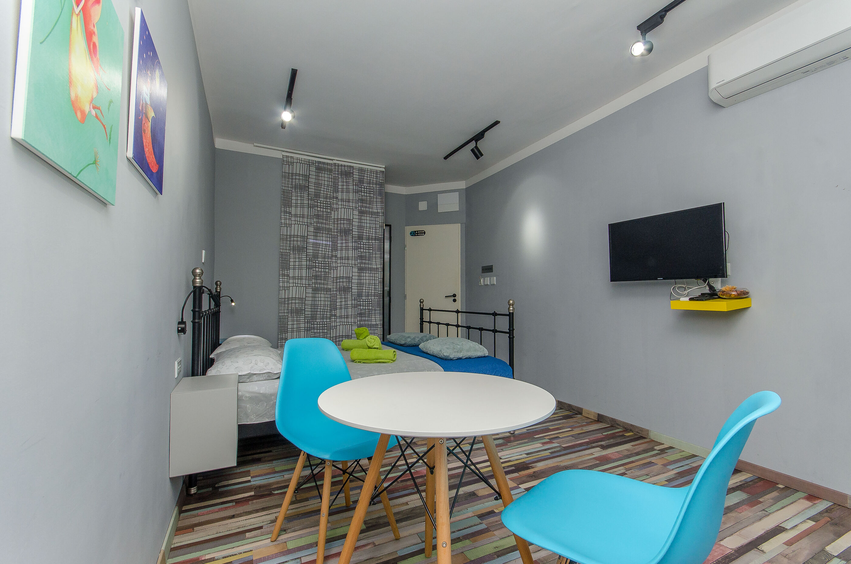 Rooms Chic 99041-S4
