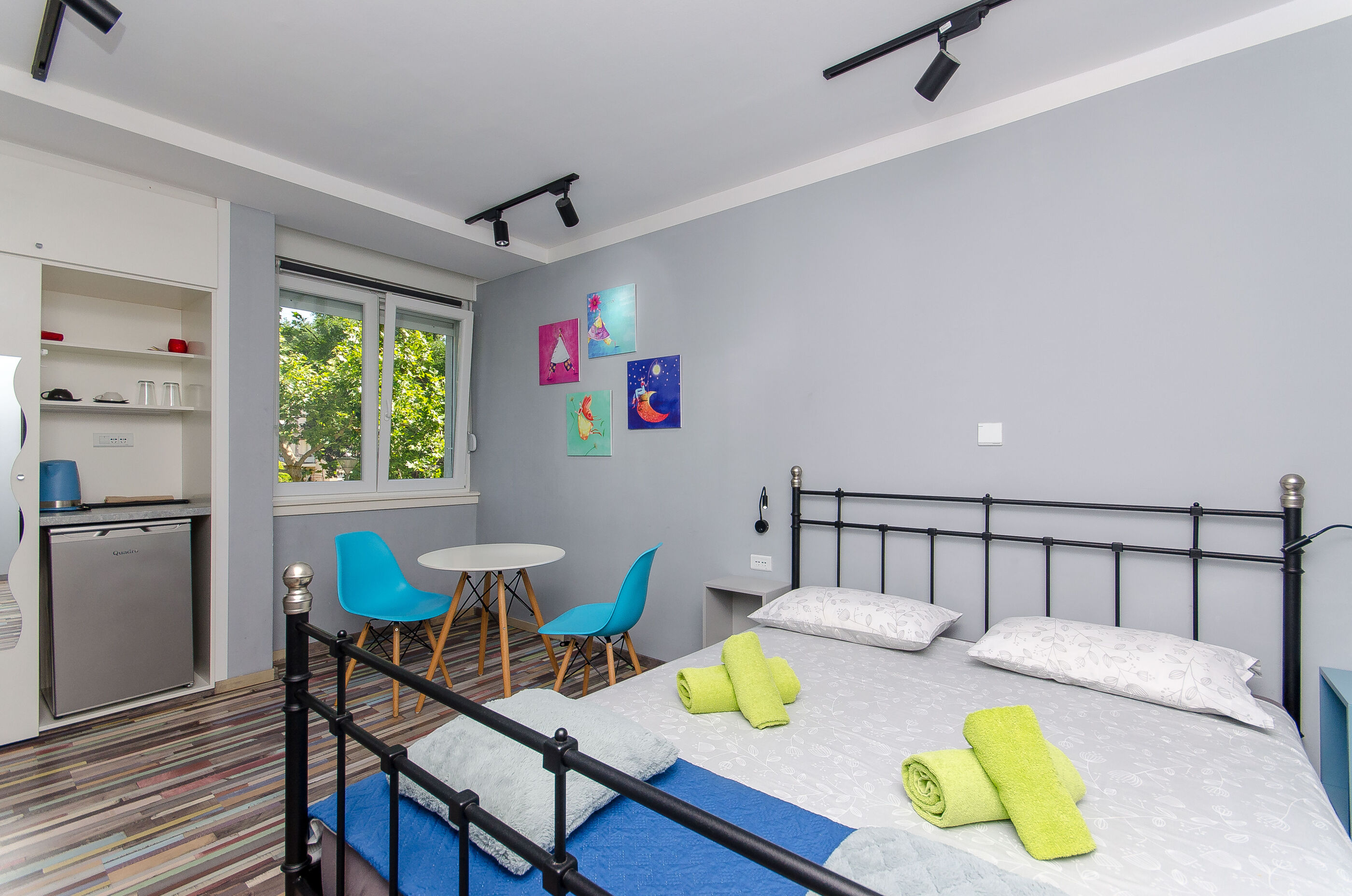Rooms Chic 99041-S4
