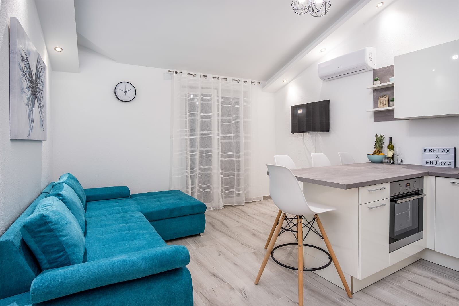 Apartments Seaside apartments Polić 82541-A5