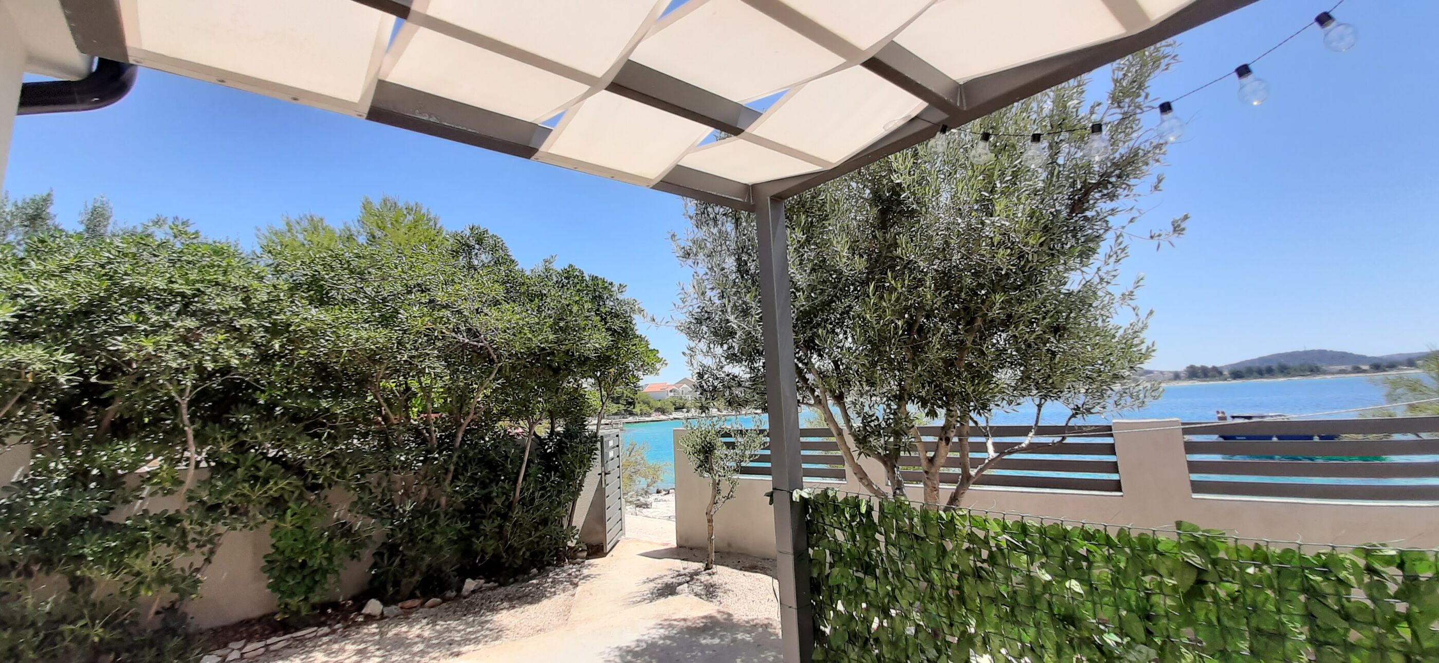 Apartments Seaside apartments Polić 82541-A2