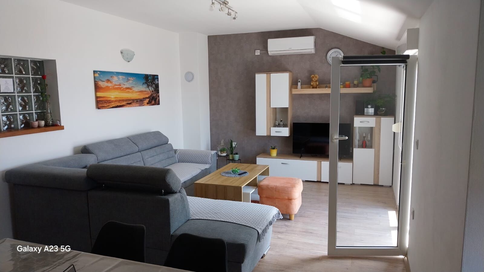 Apartment Pleša 93931-A1