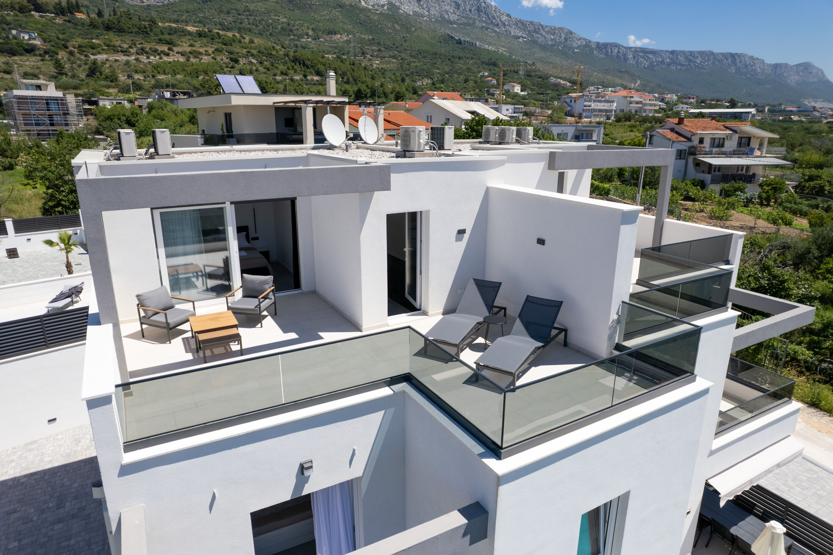 Villa Flora V0122-K1