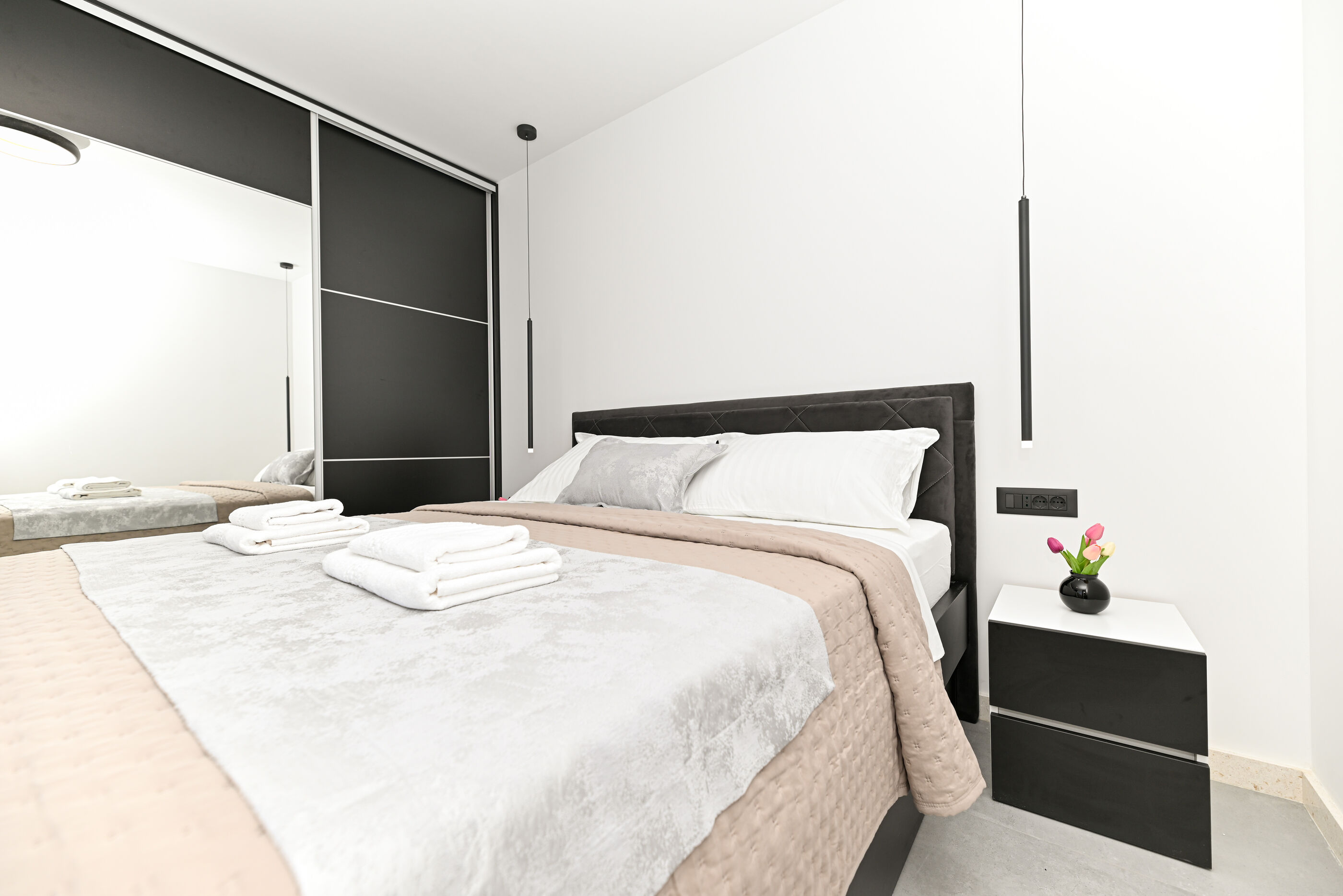 Villa Flora V0122-K1