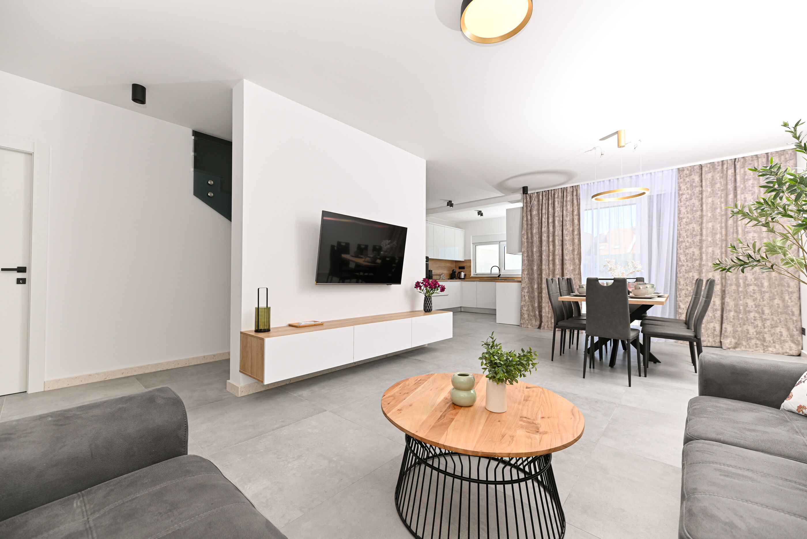 Villa Flora V0122-K1