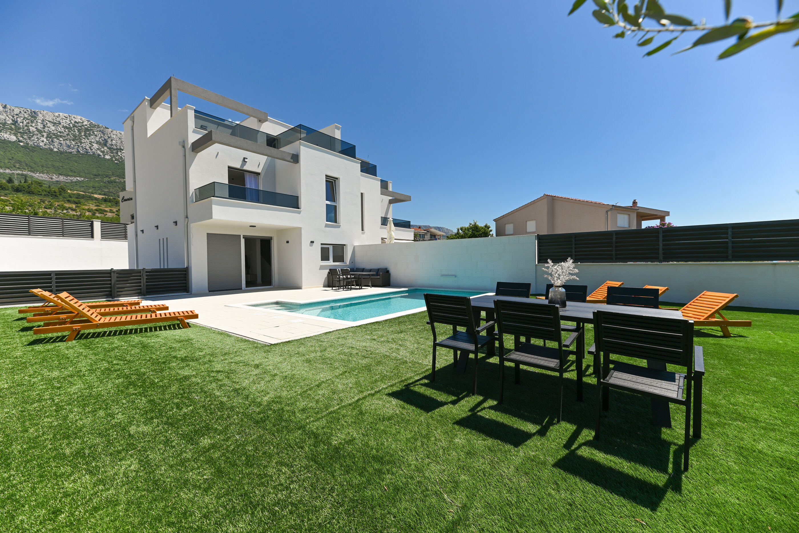 Villa Flora V0122-K1