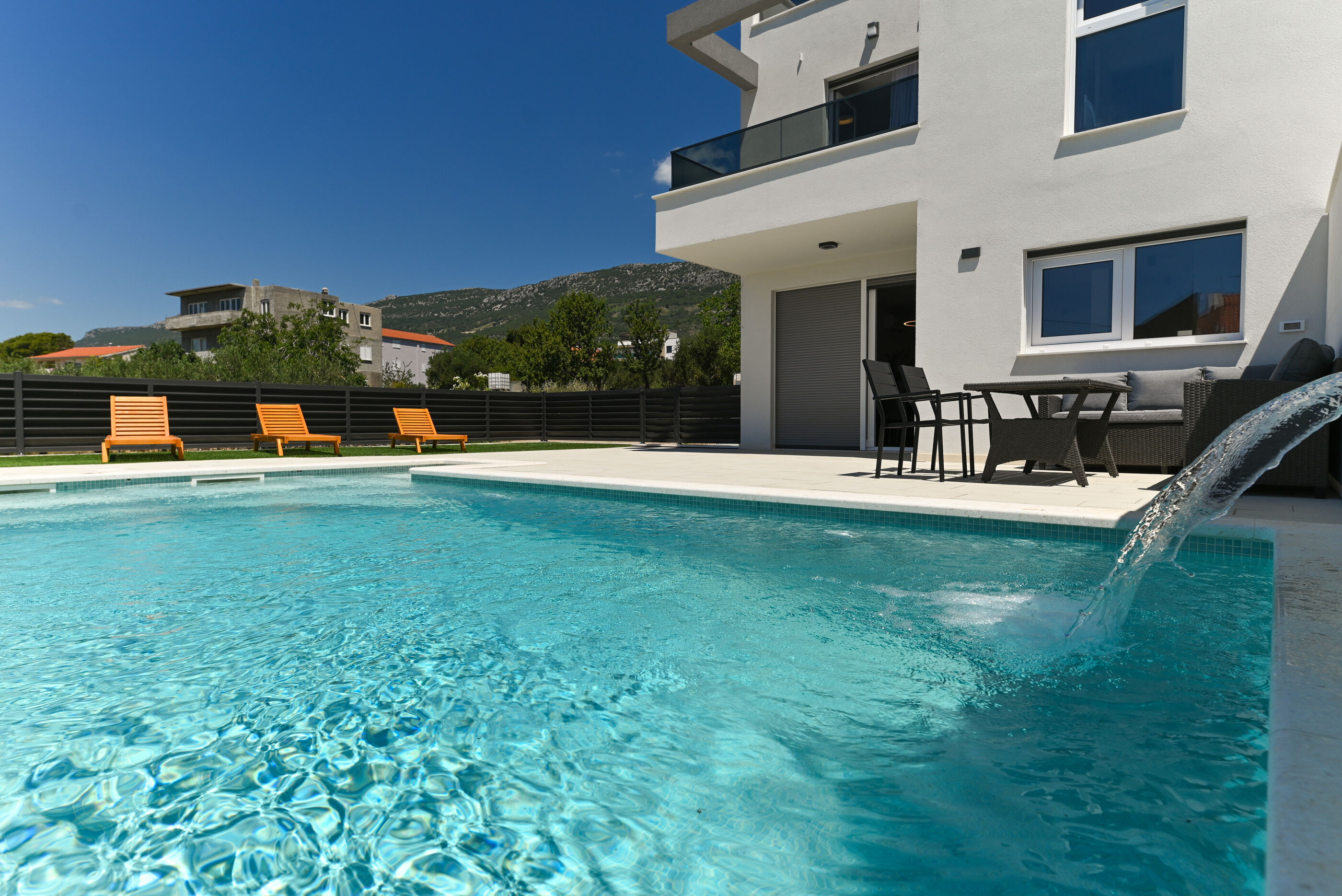 Villa Flora V0122-K1
