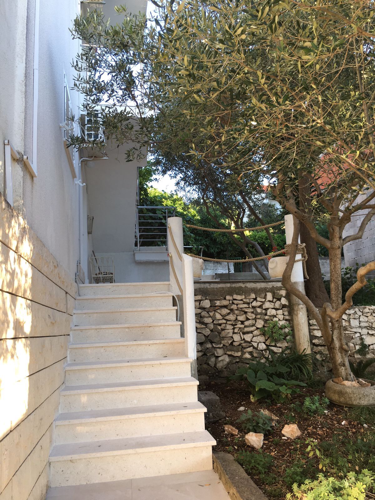 Apartments Ivan 17571-A1