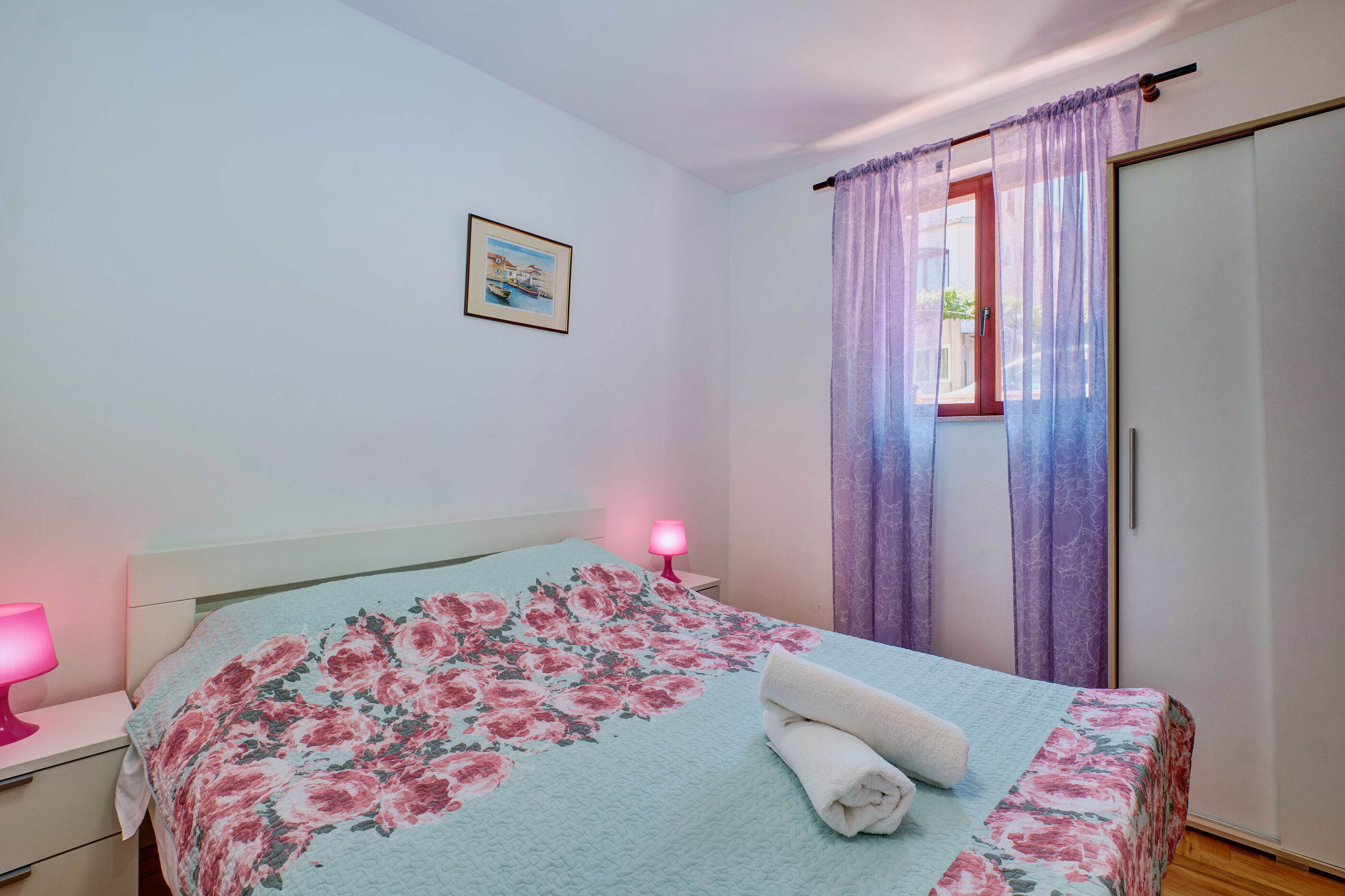 Apartments Suzana 94060-A1