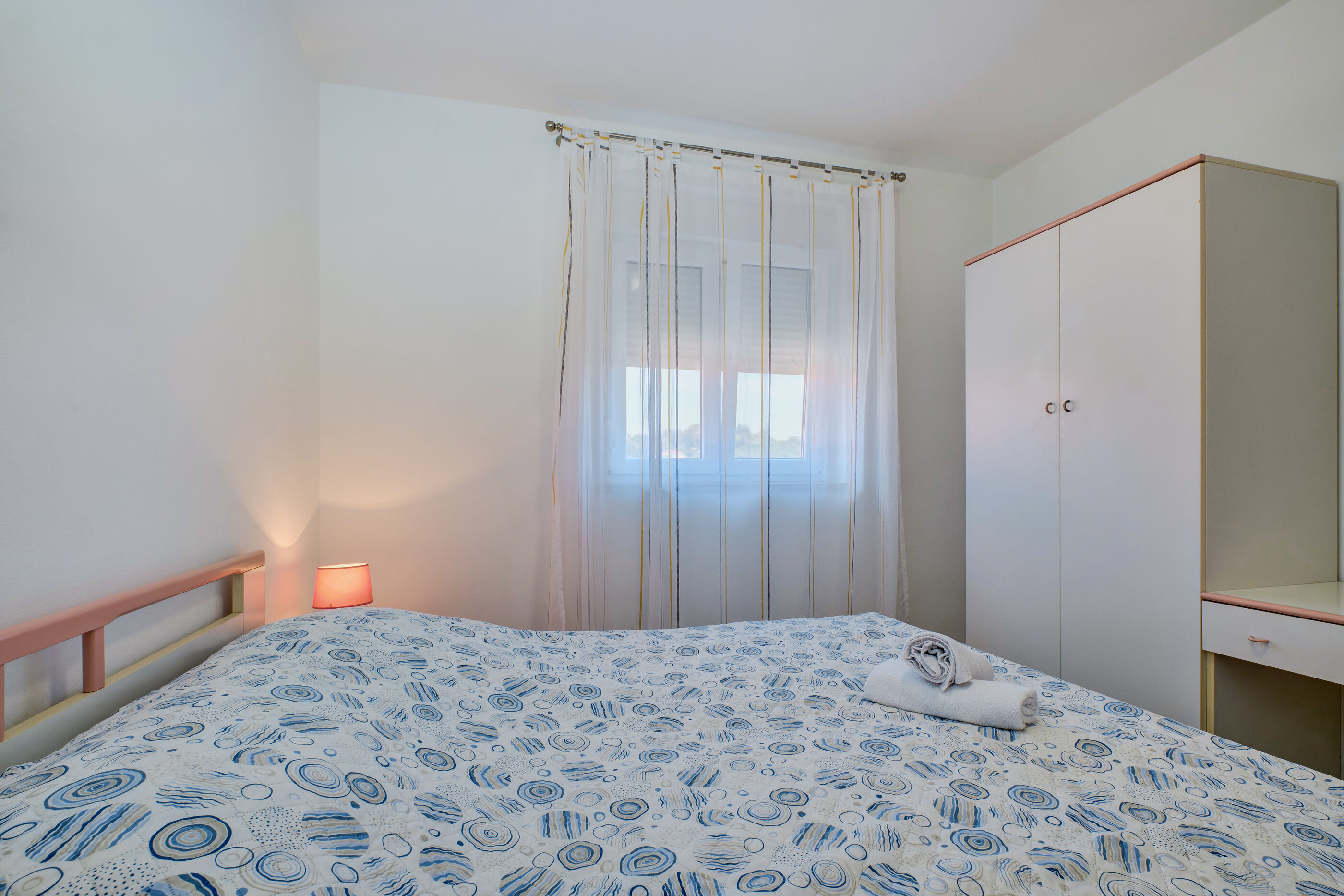 Apartments Suzana 94060-A2