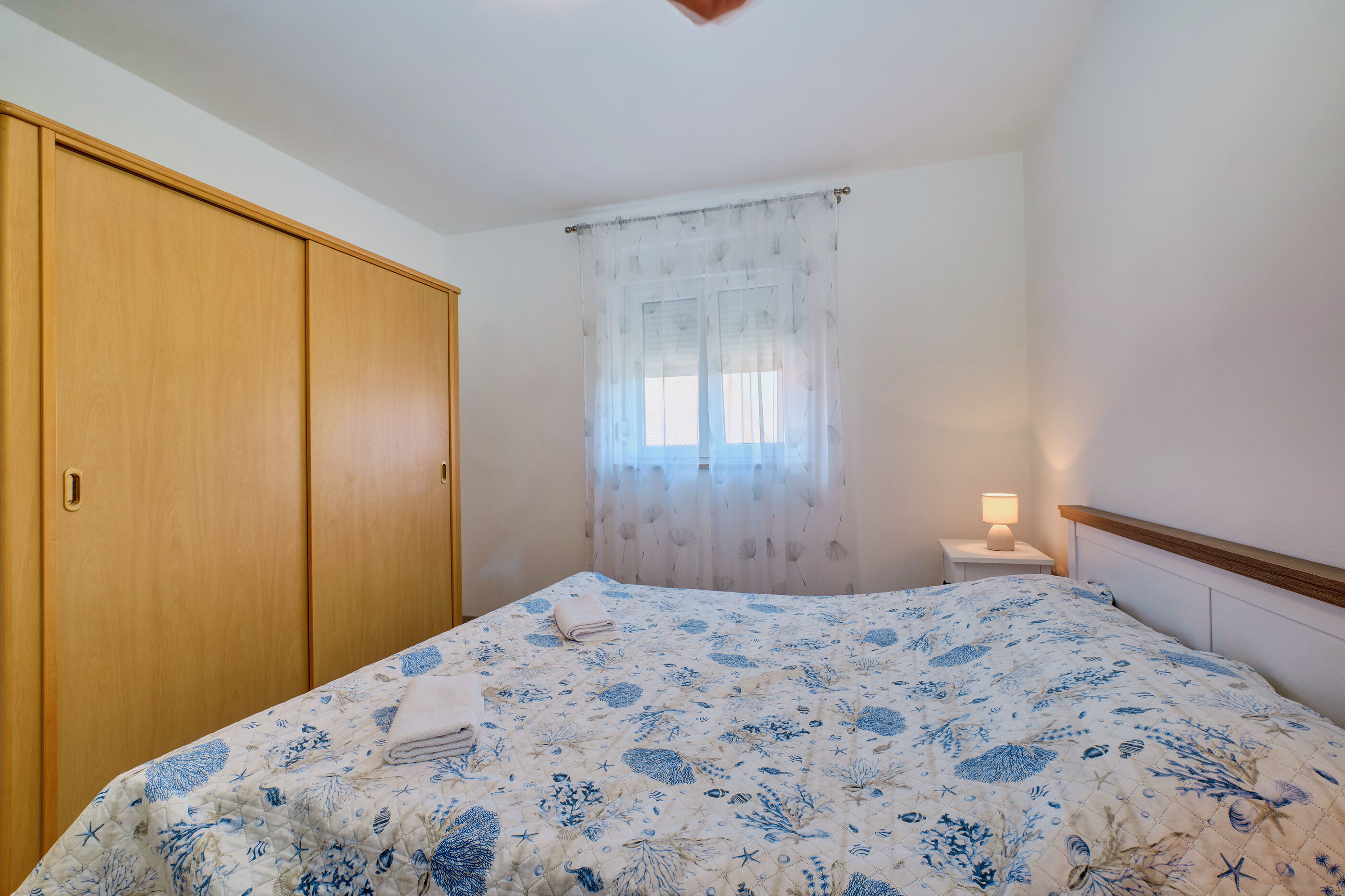 Apartments Suzana 94060-A2