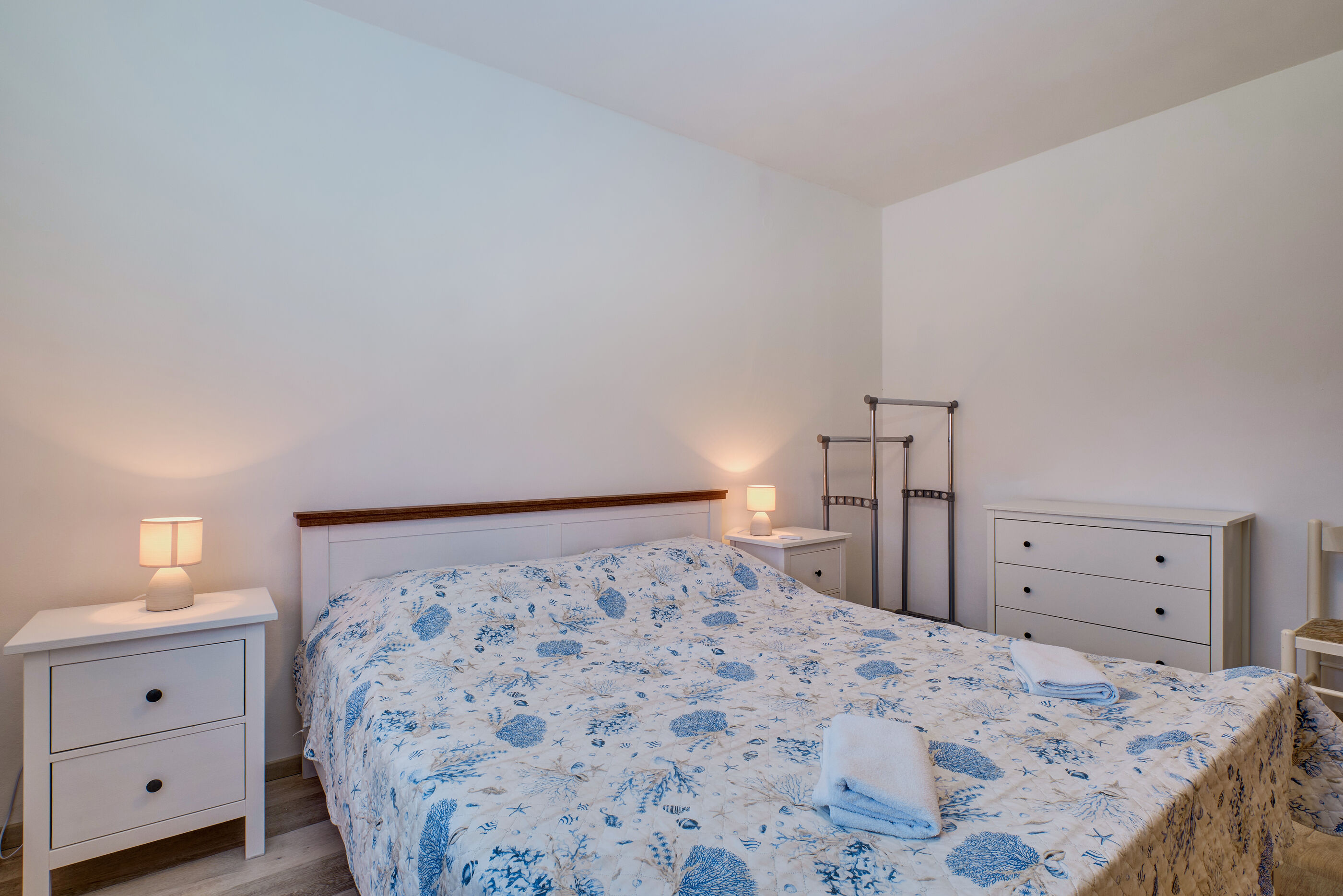 Apartments Suzana 94060-A2
