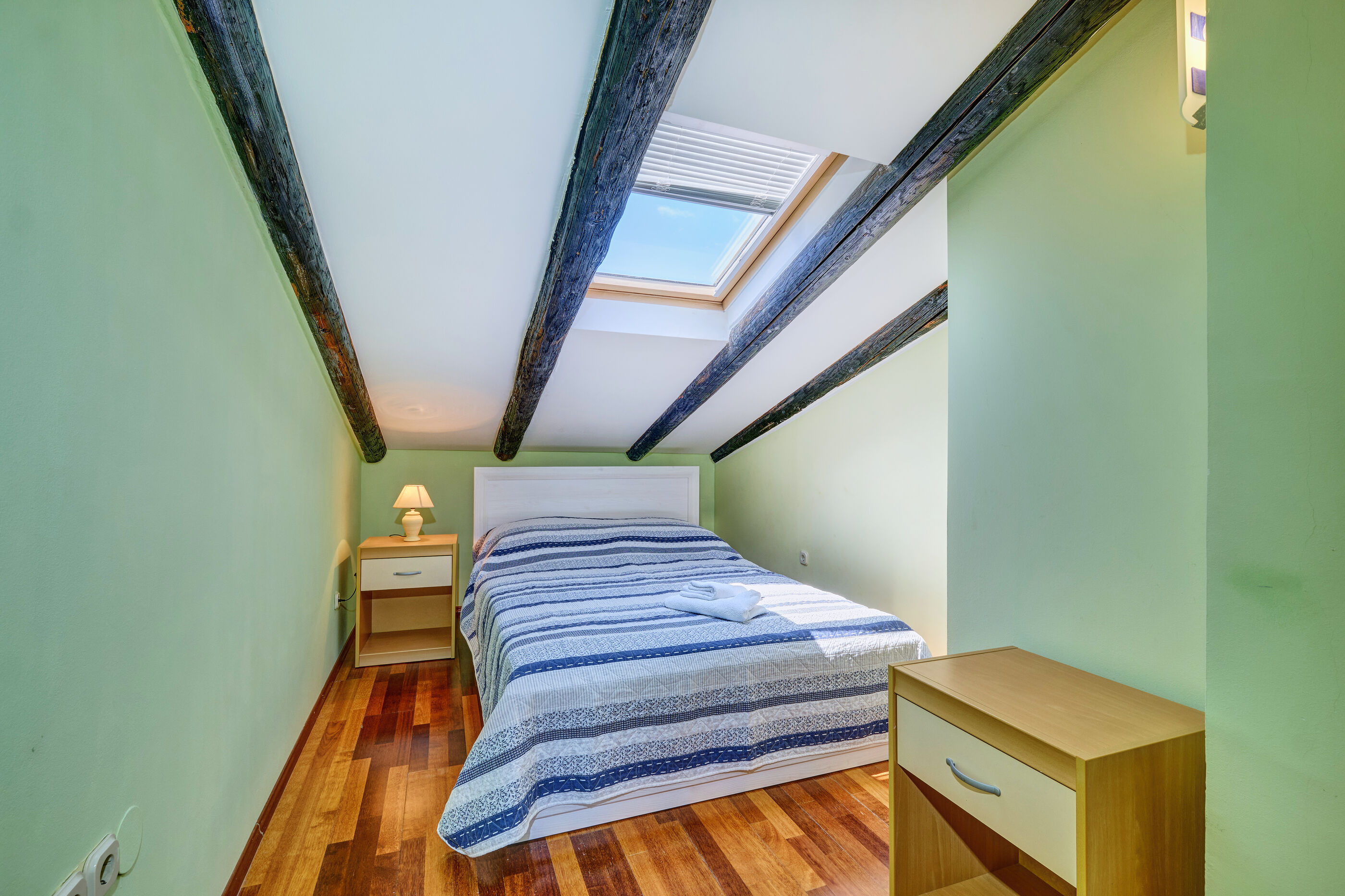 Apartments Suzana 94060-A3