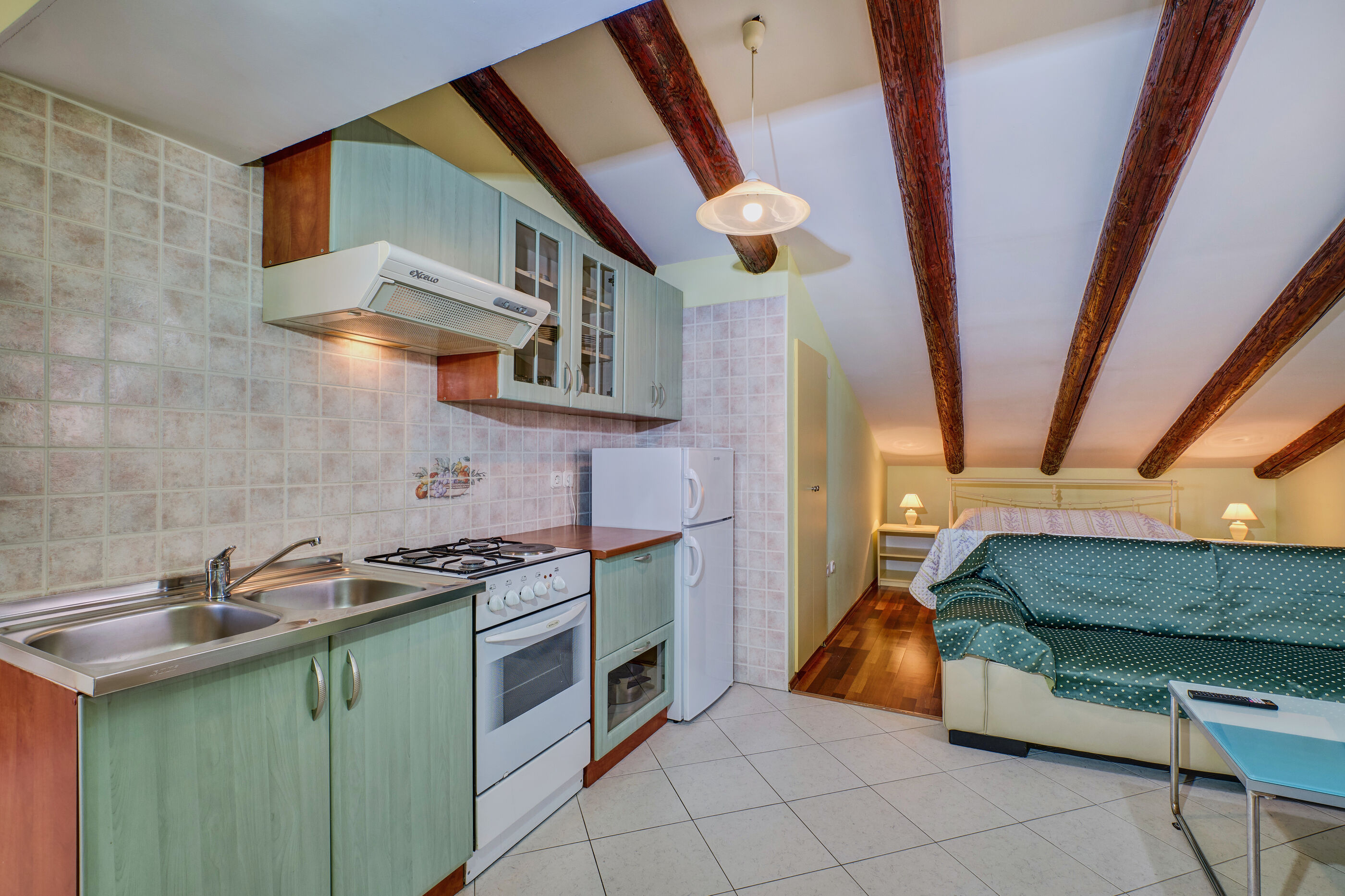 Apartments Suzana 94060-A3