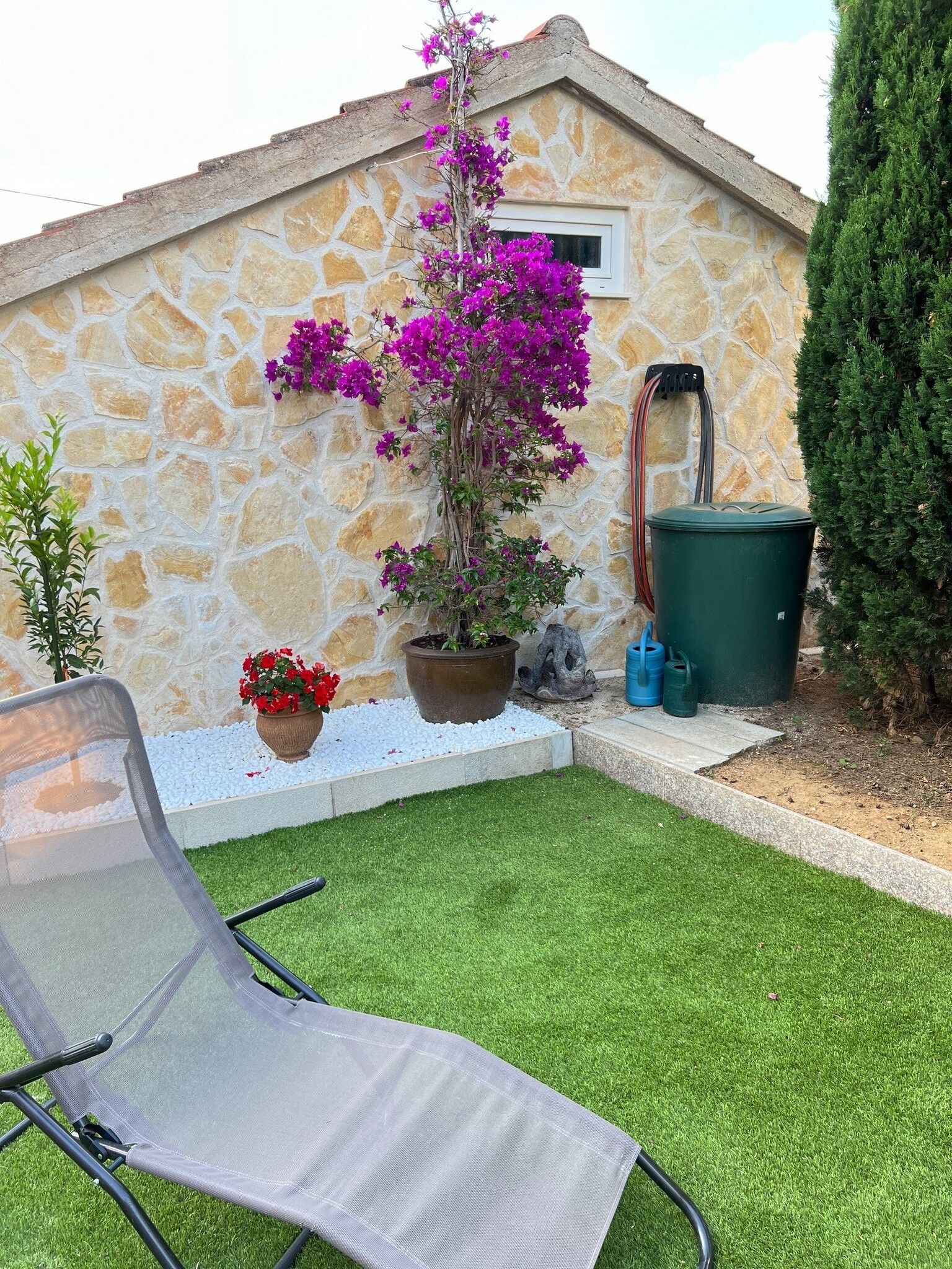 Apartment Blumen Garten 73001-A1