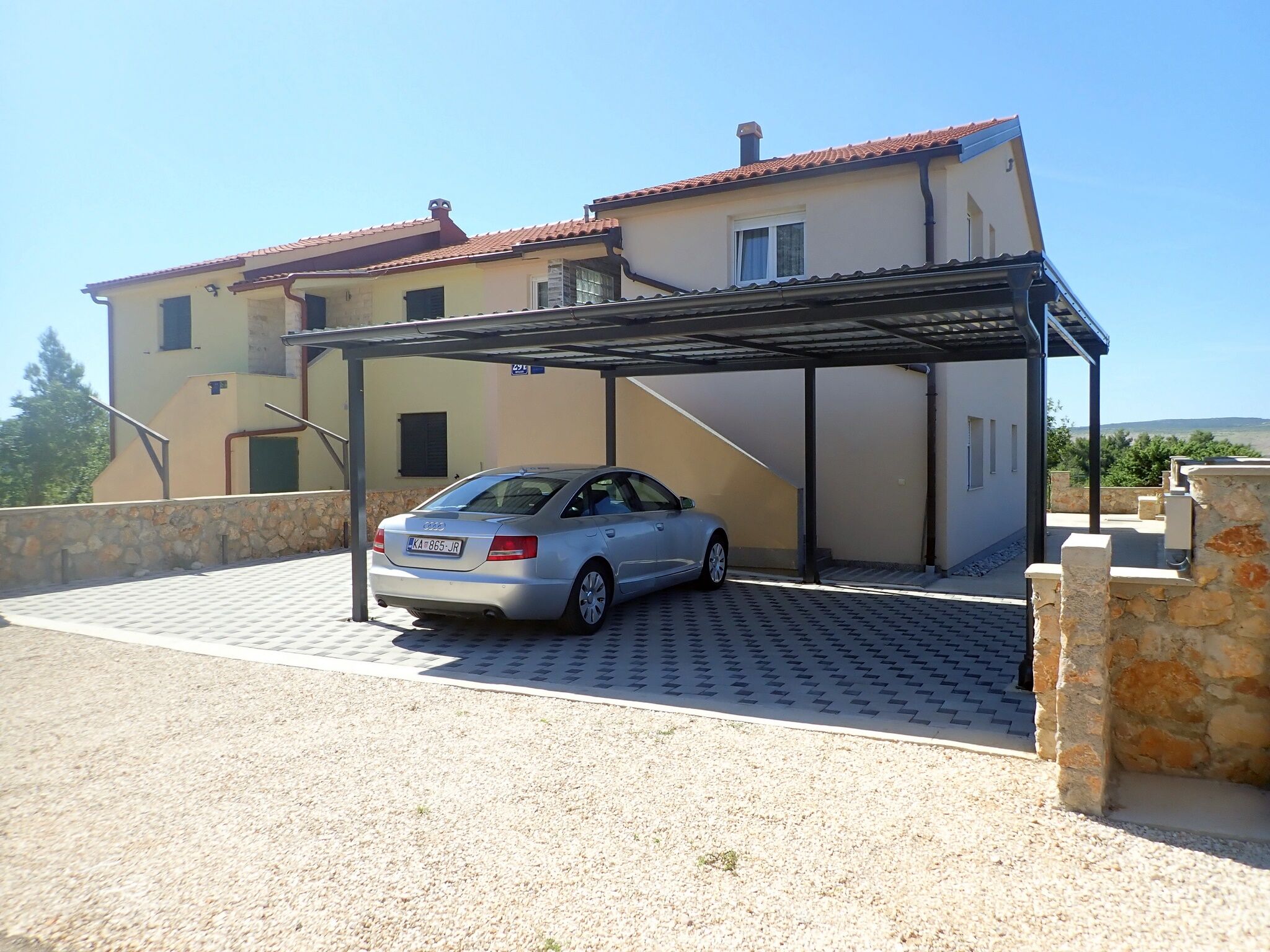 Apartment Mariva 42018-A1