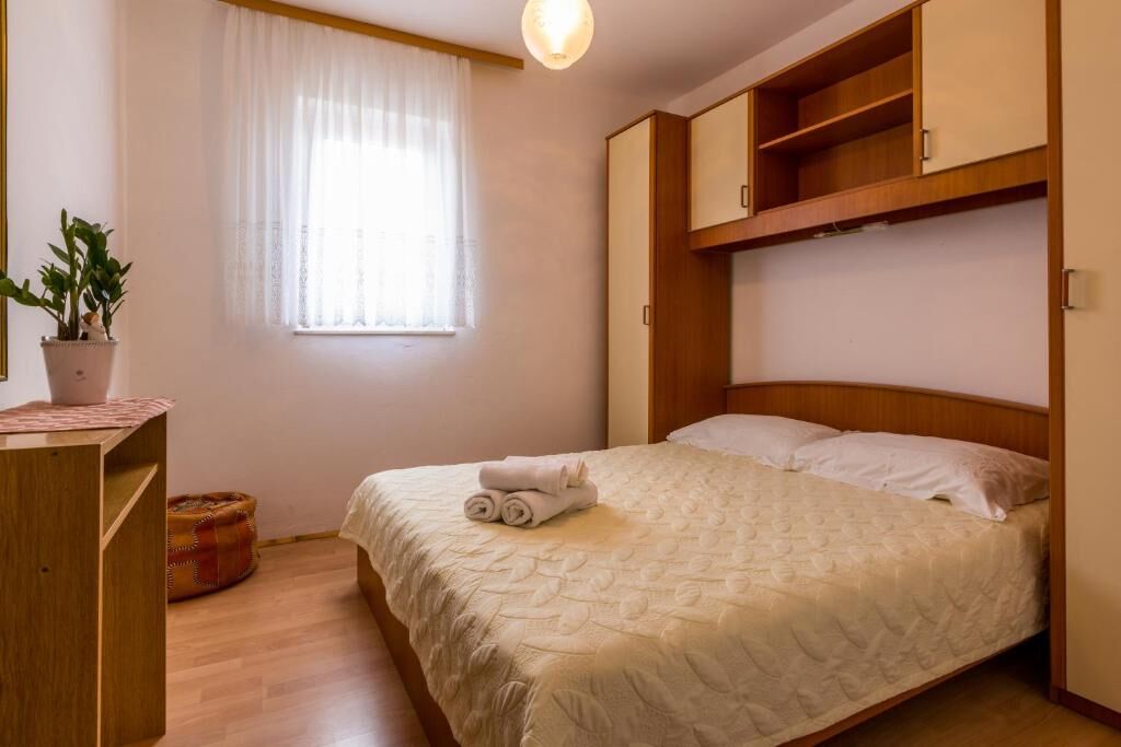 Apartments Panos 101472-A2