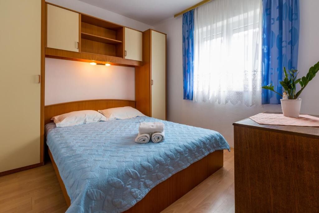 Apartments Panos 101472-A2