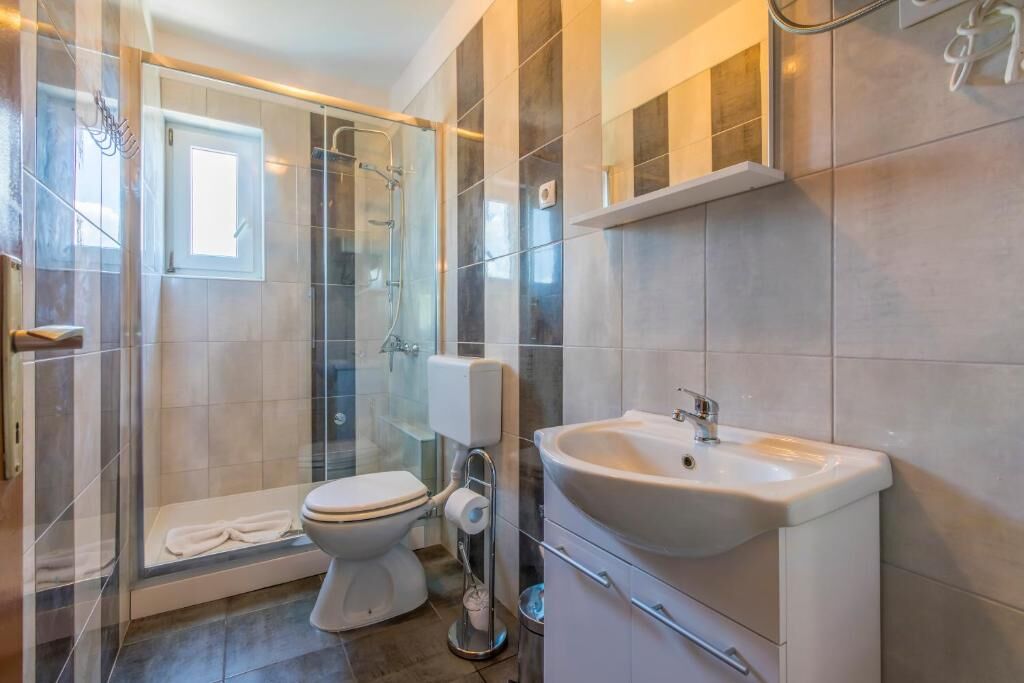Apartments Panos 101472-A2