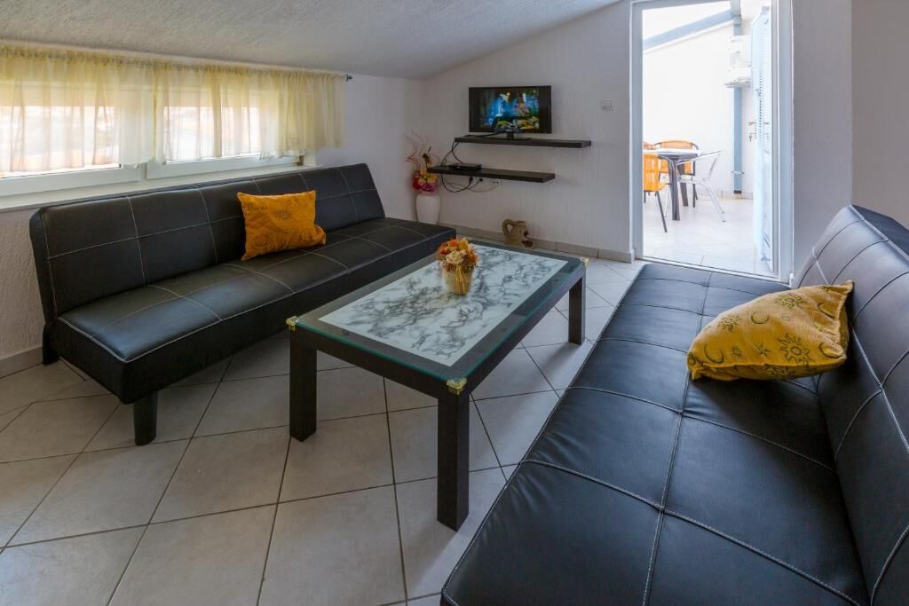 Apartments Panos 101472-A3