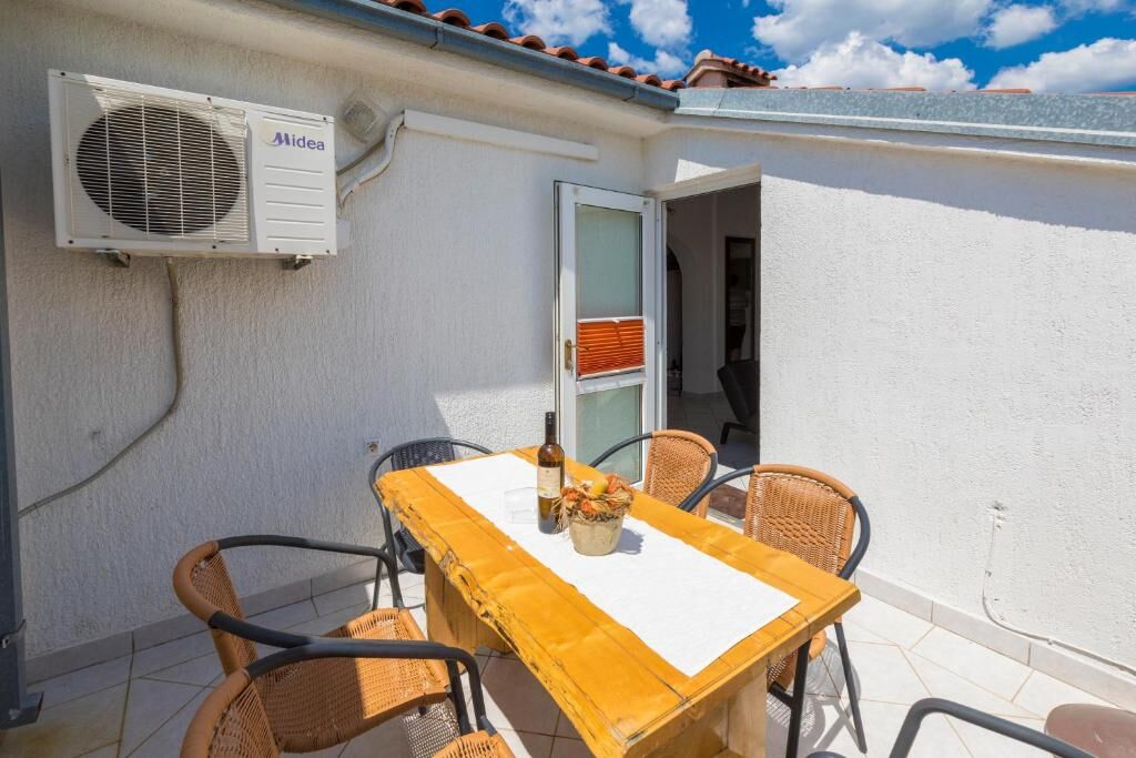 Apartments Panos 101472-A3