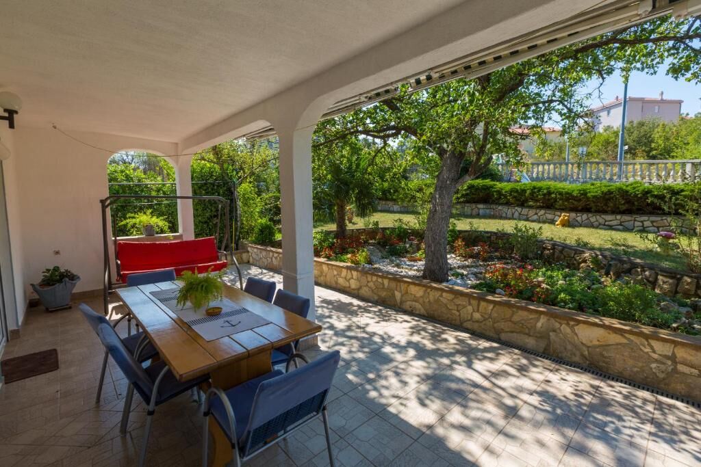 Apartments Panos 101472-A4