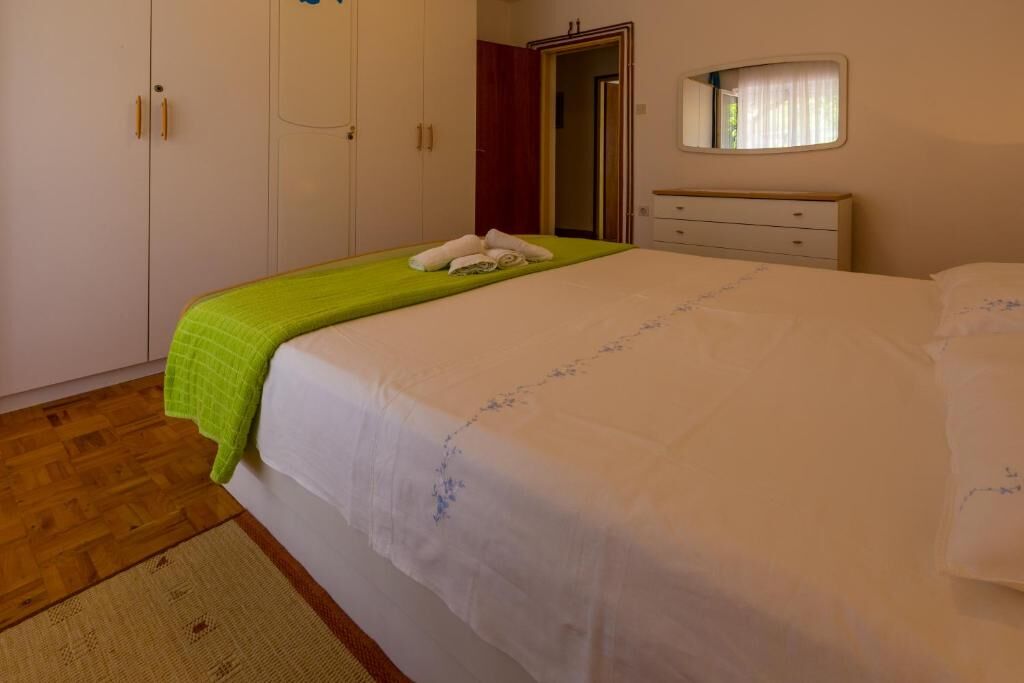Apartments Panos 101472-A4