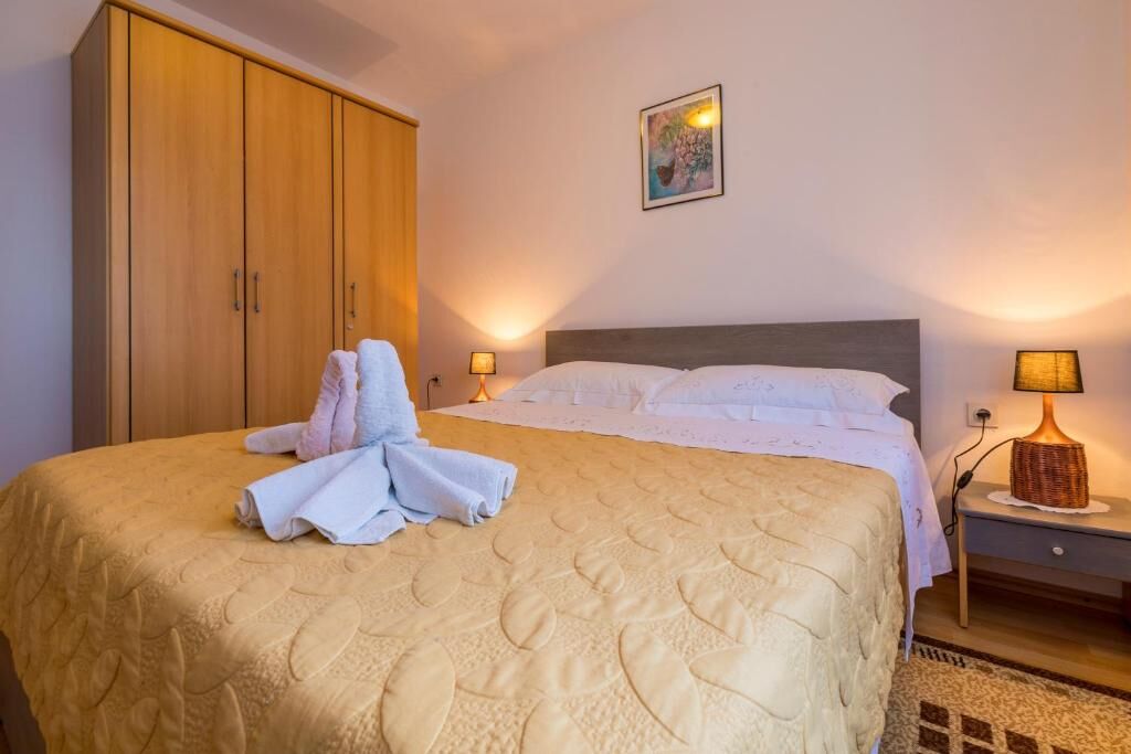 Apartments Panos 101472-A4