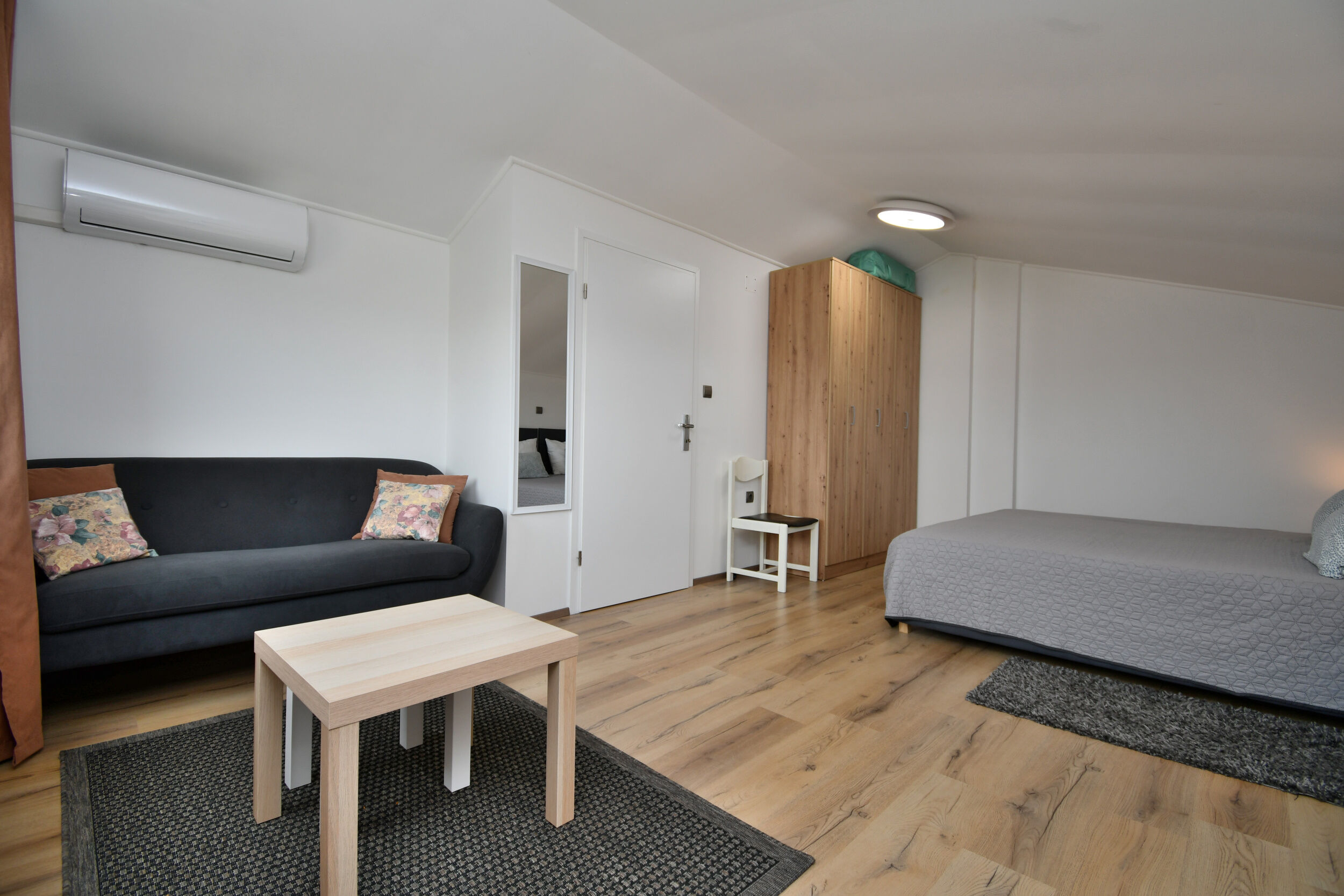 Apartment Bellevue 113881-A1