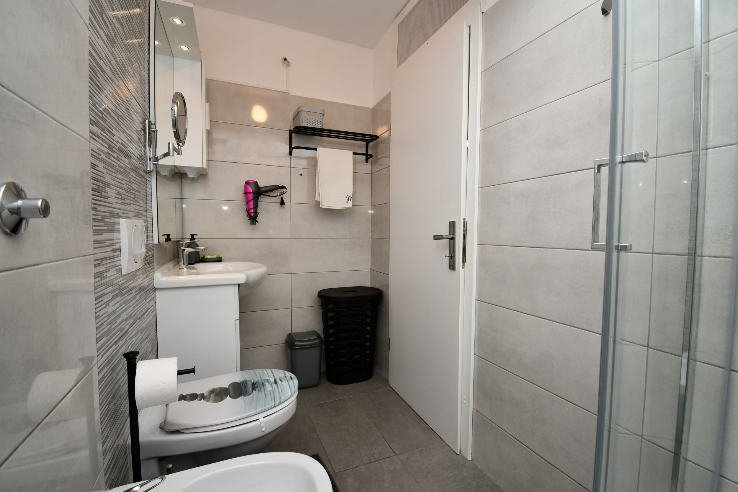 Apartment Bellevue 113881-A1