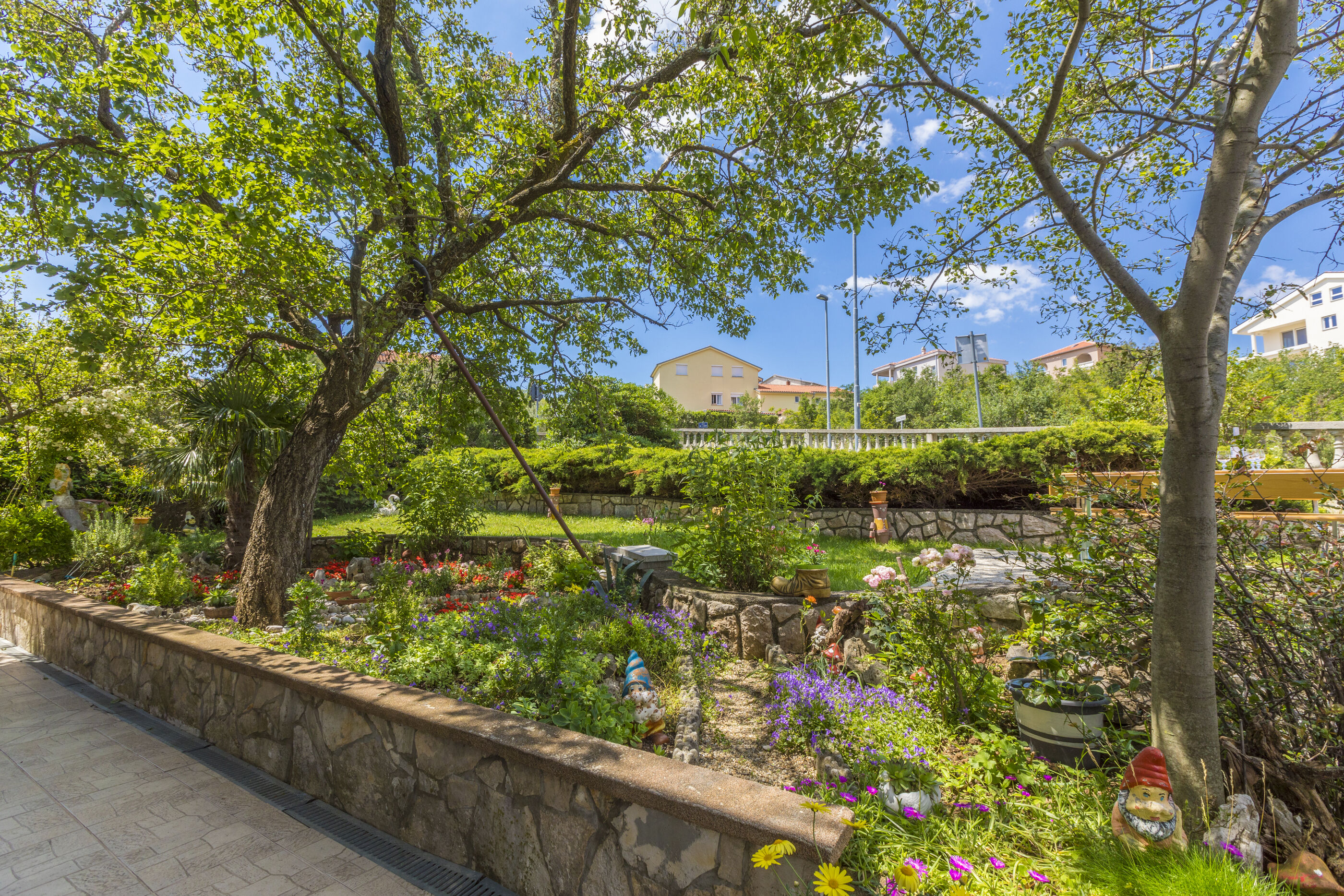Apartments Panos 101472-A3