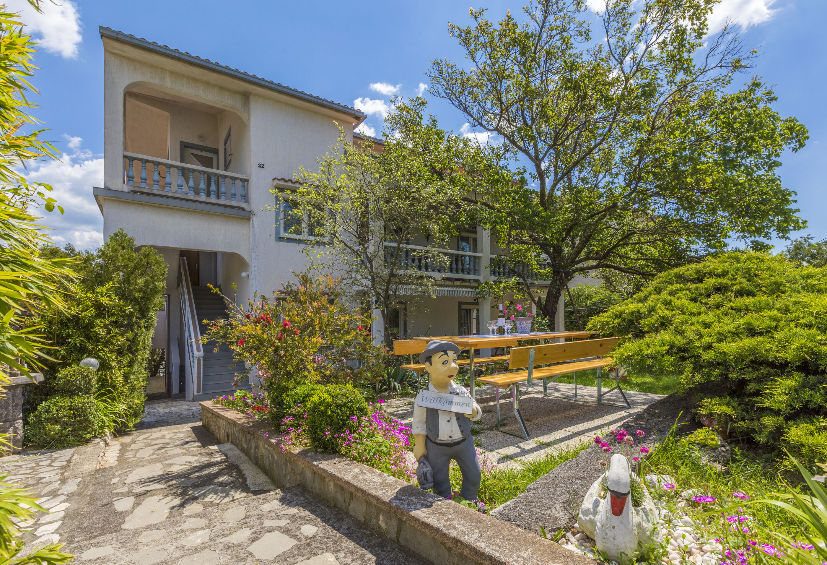 Apartments Panos 101472-A3