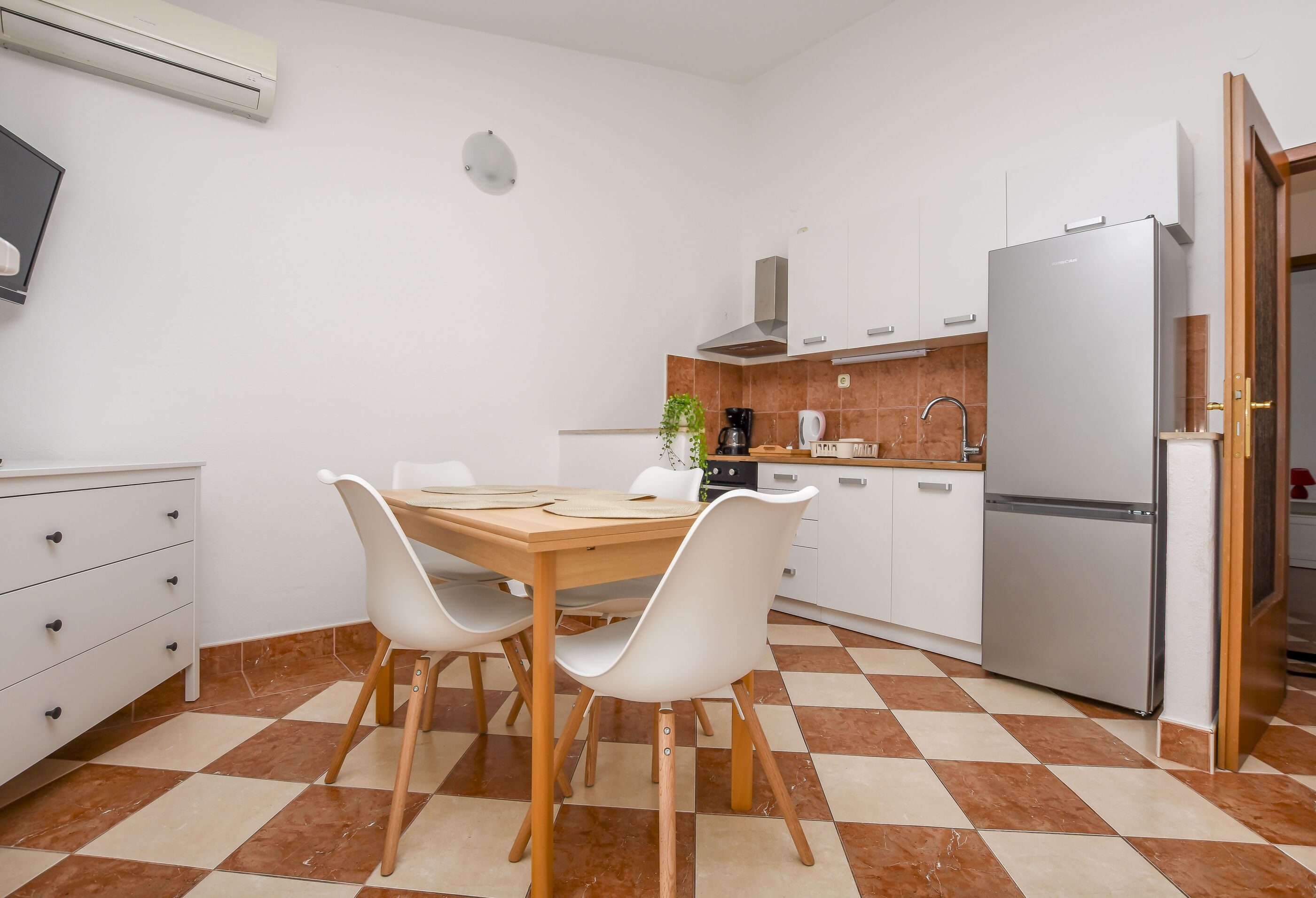 Apartments Josipa 113901-A2