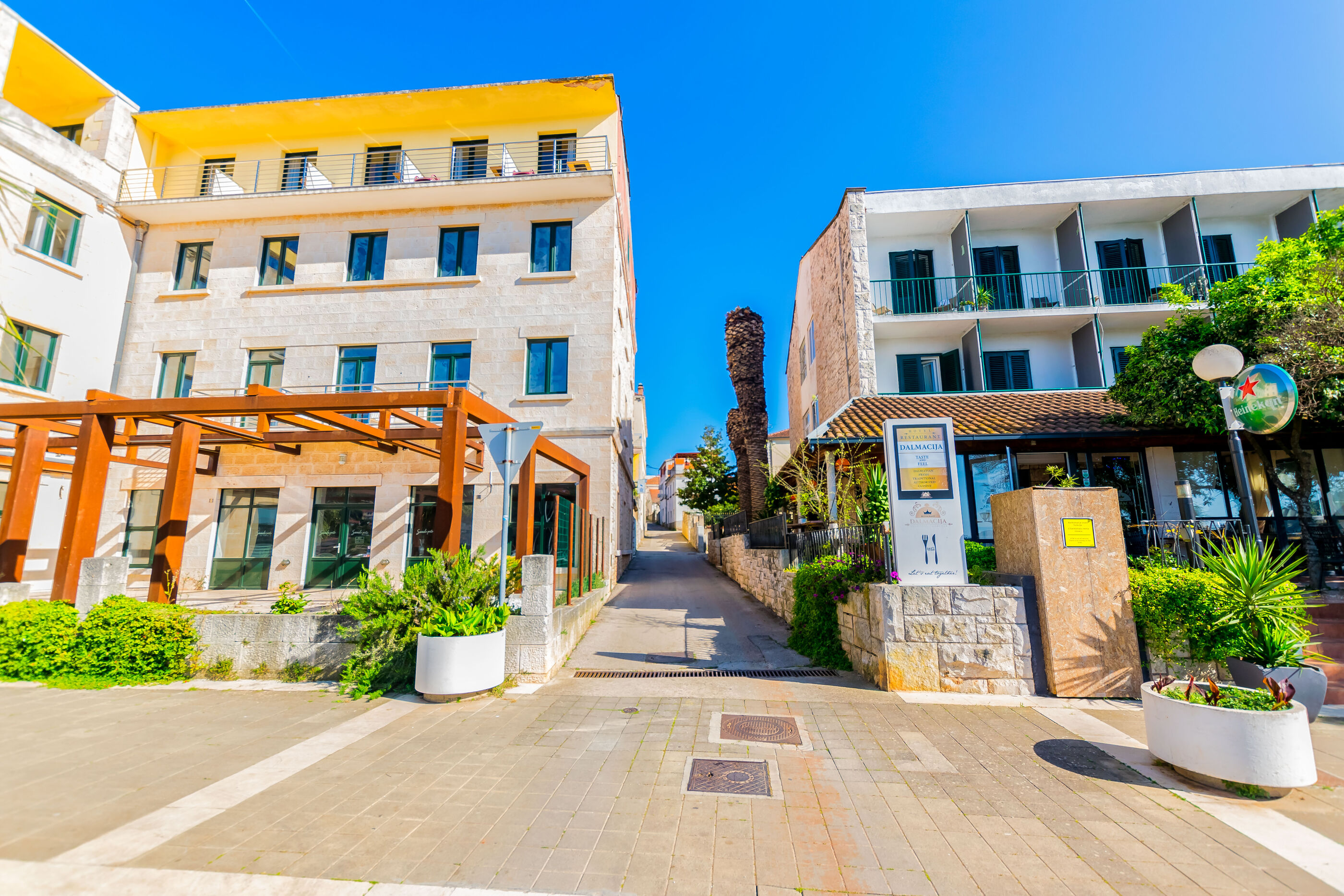 Apartment and Rooms Angela 50861-A1