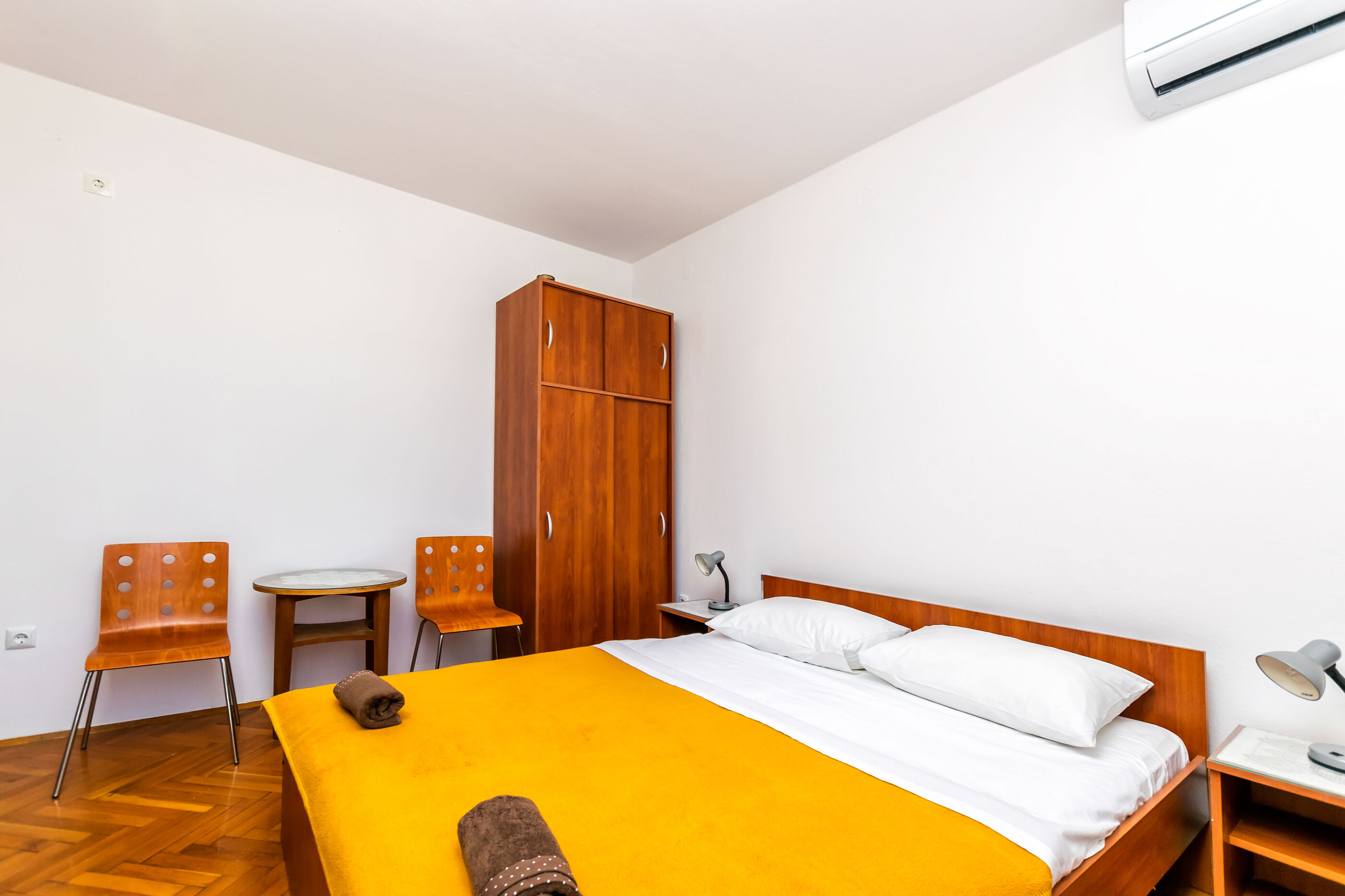 Apartment and Rooms Angela 50861-S6