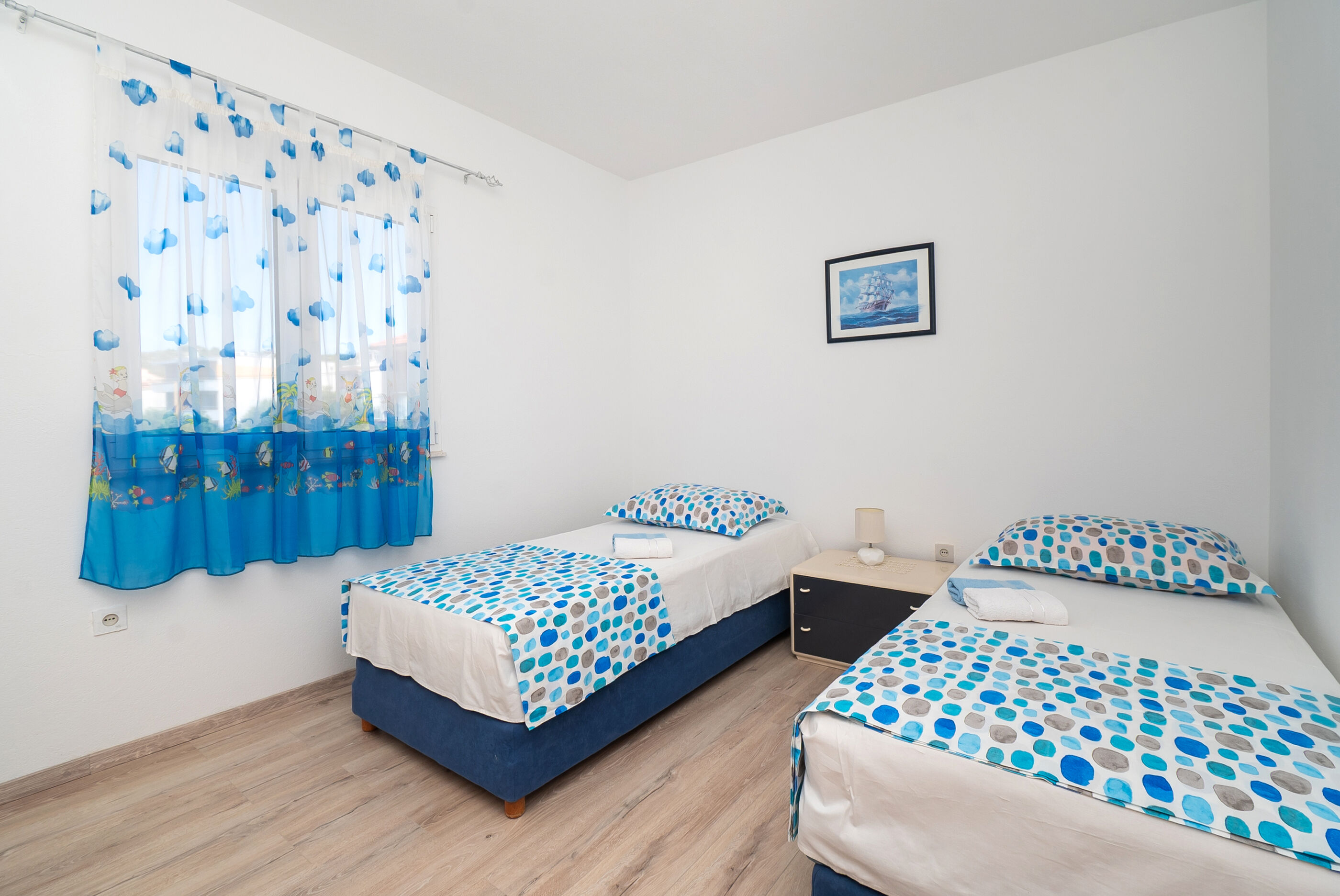 Apartments Hrvatić 21571-A1
