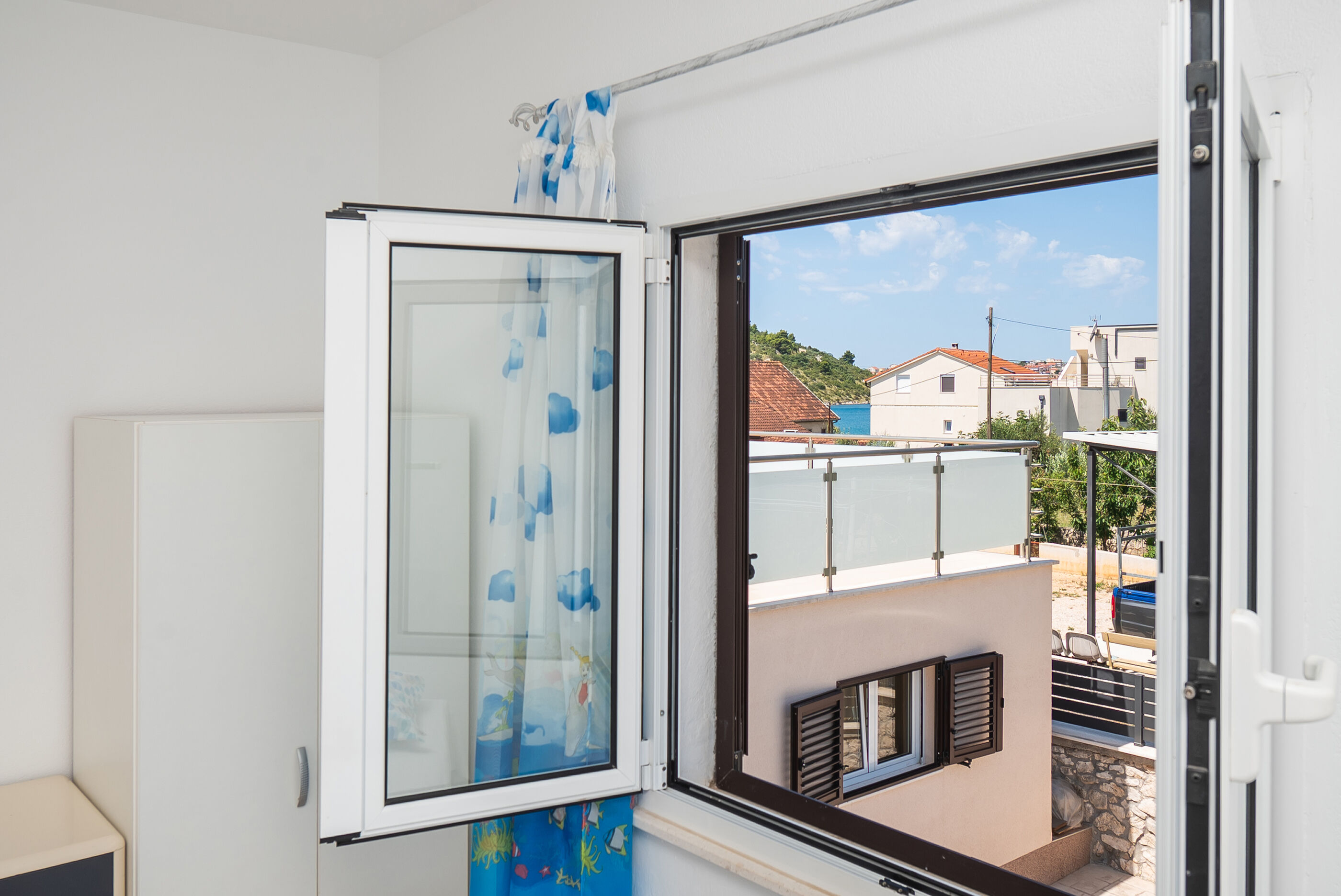 Apartments Hrvatić 21571-A1